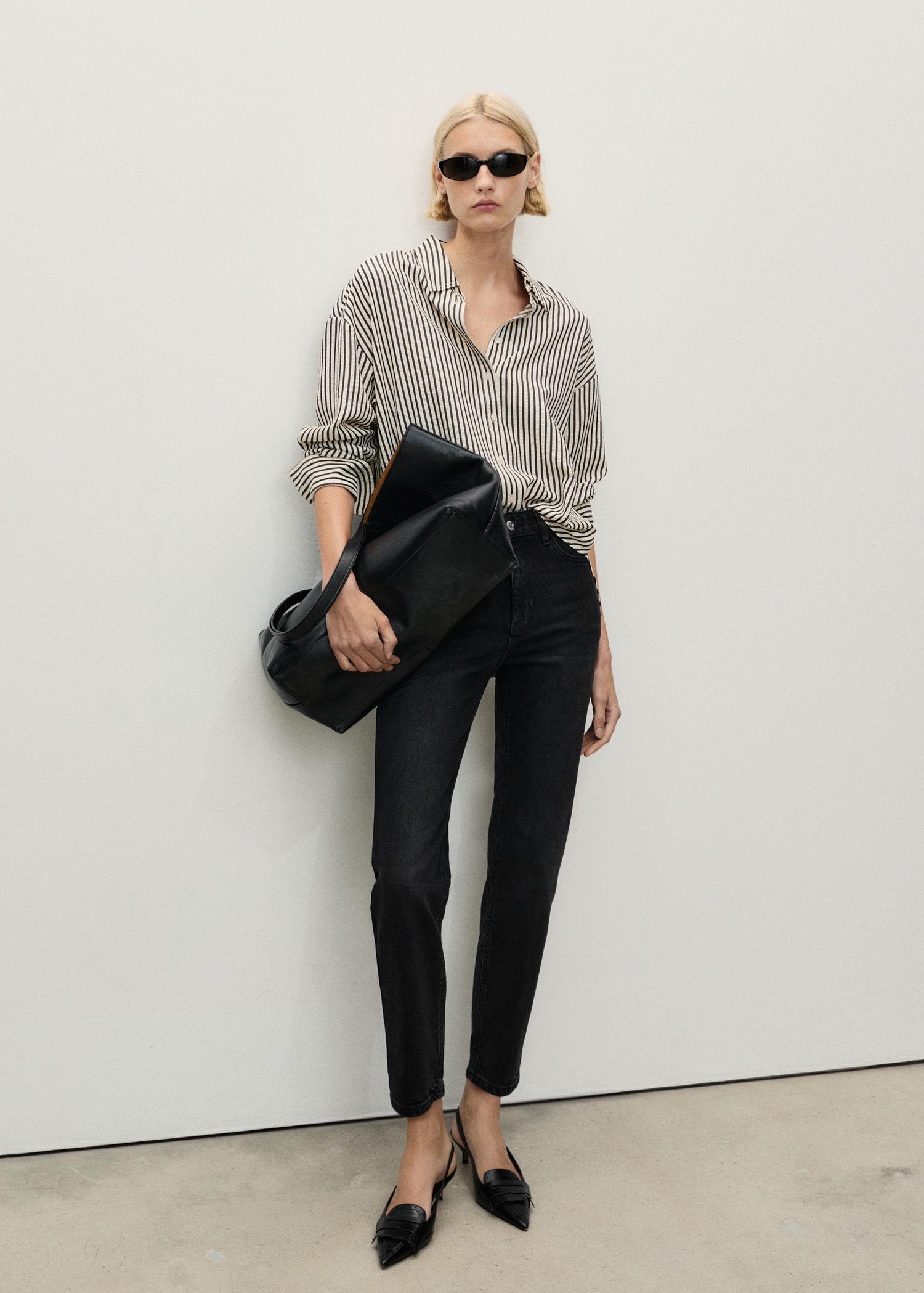 Newmom comfort high-rise jeans - Women | MANGO USA Product Image