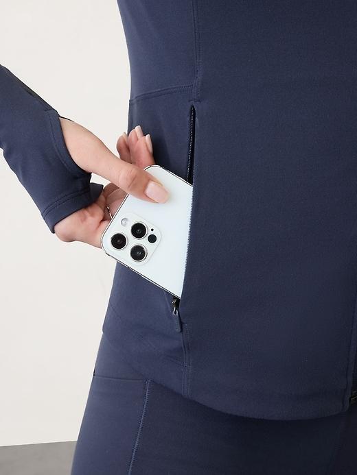 Salutation Jacket 2.0 Product Image