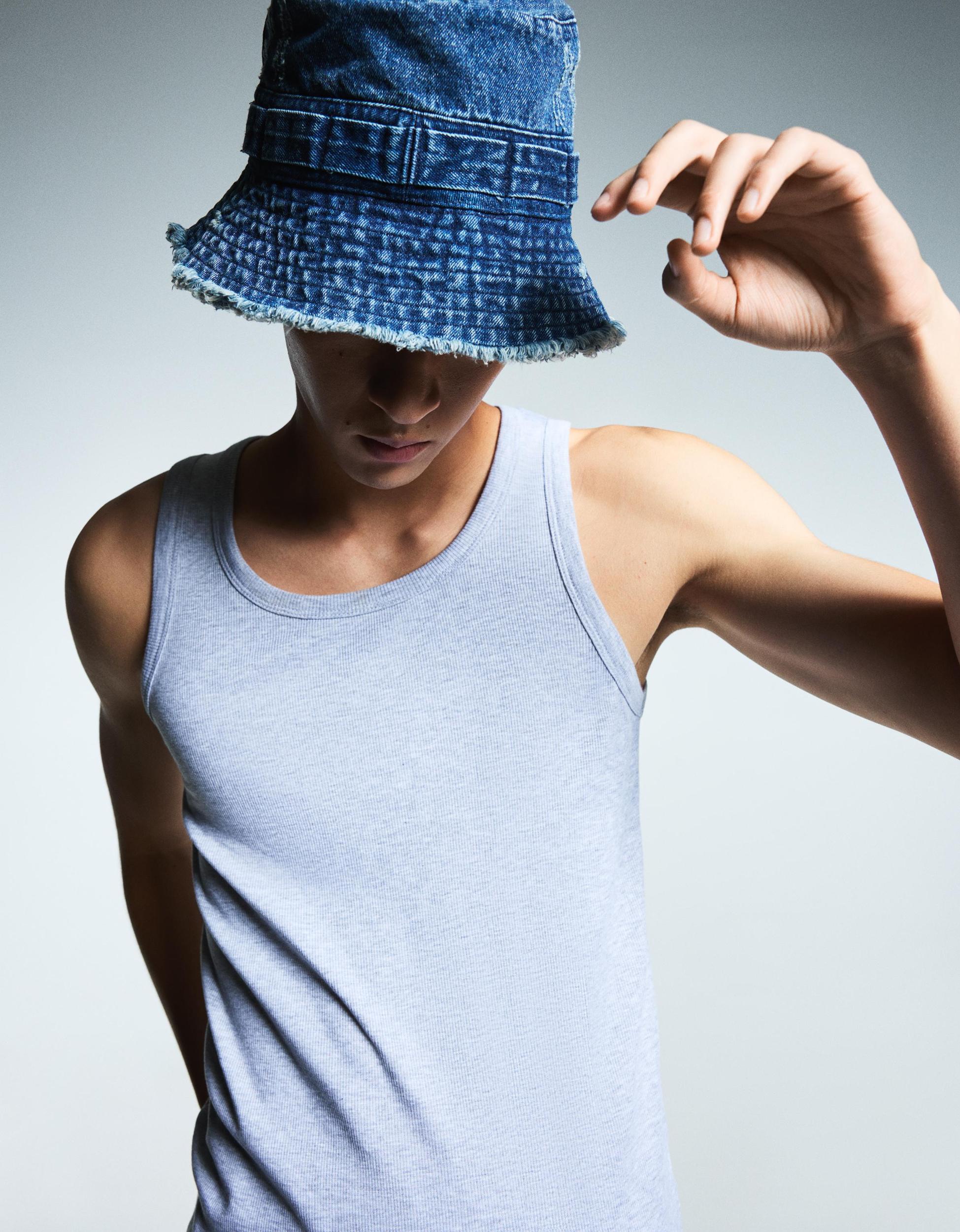 Faded denim bucket hat Product Image