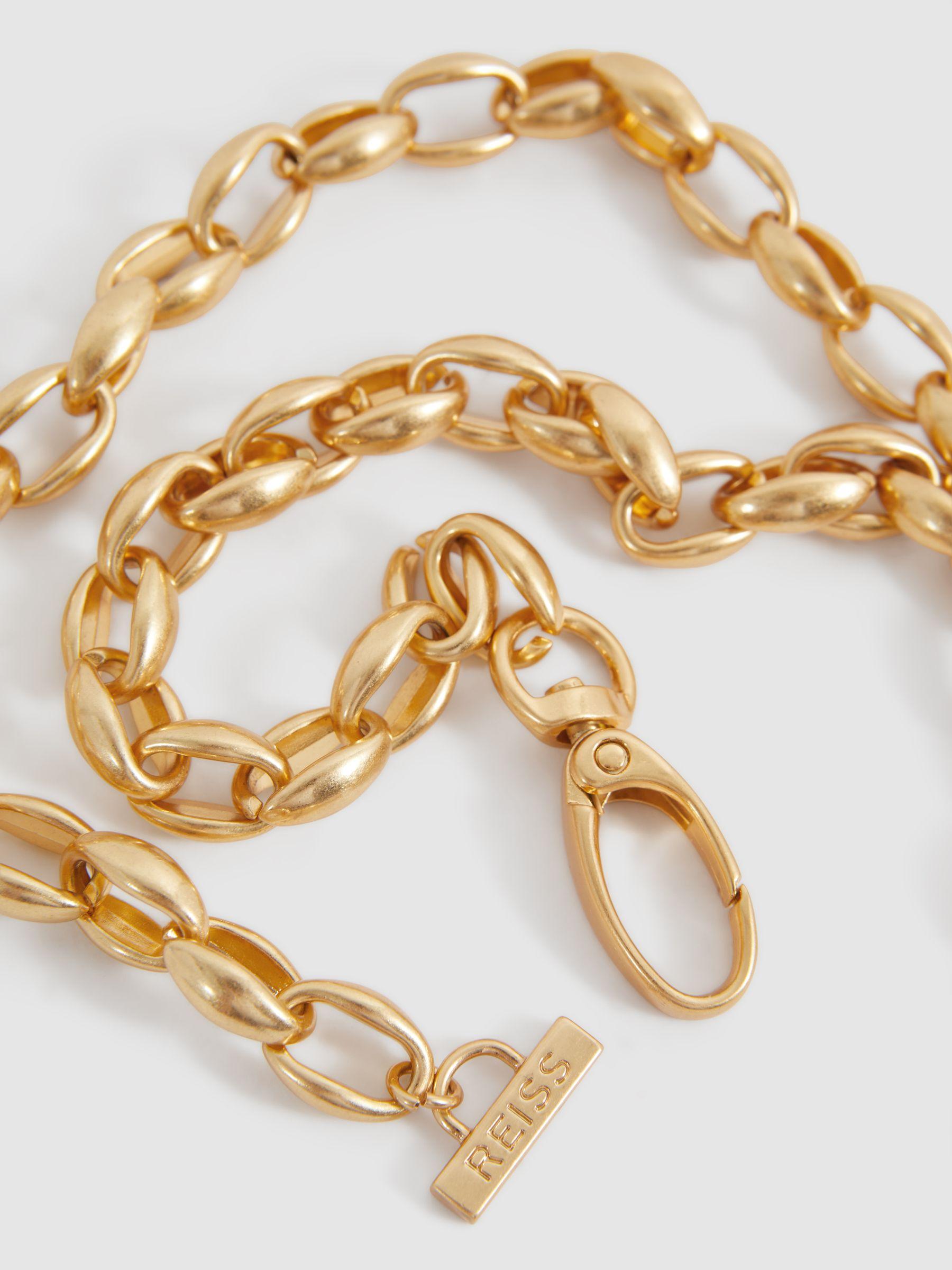 Oval Metal Chain Belt in Gold Product Image