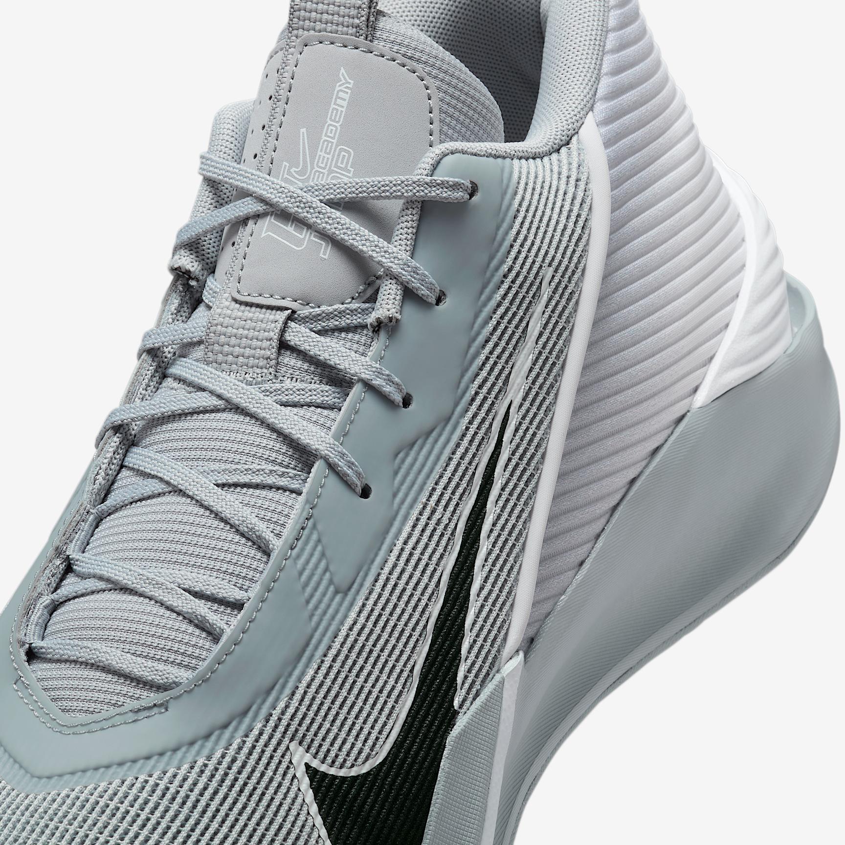 Nike Mens G.T. Jump Academy Basketball Shoes | HQ8032-001 Product Image