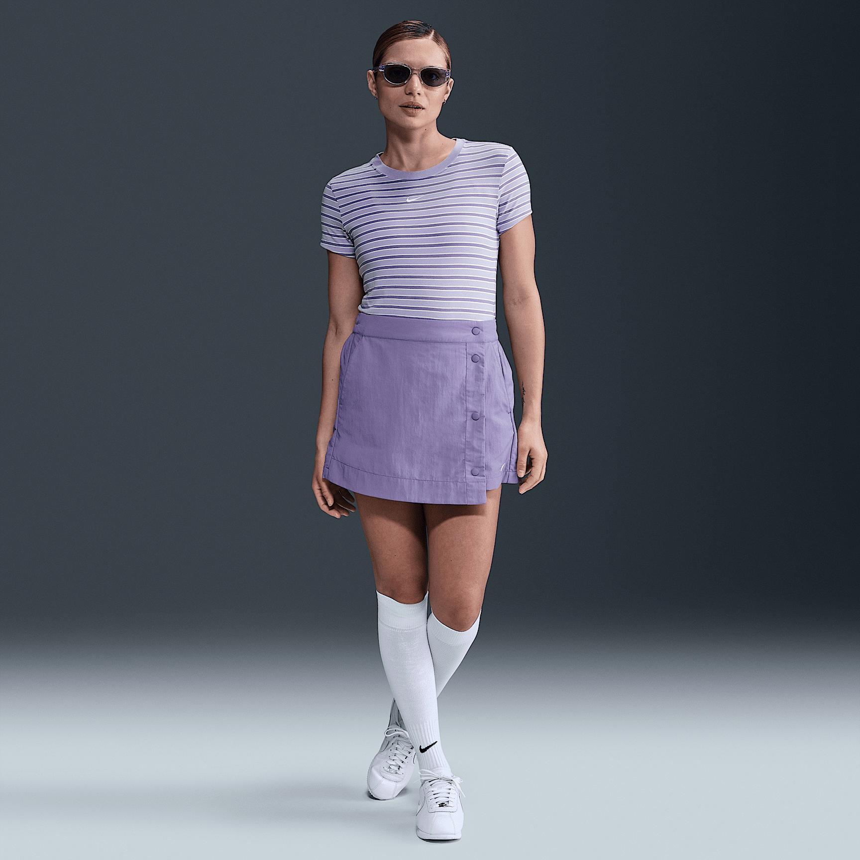 Nike Womens Kobe Lightweight Woven Jacket | IB2718-819 Product Image