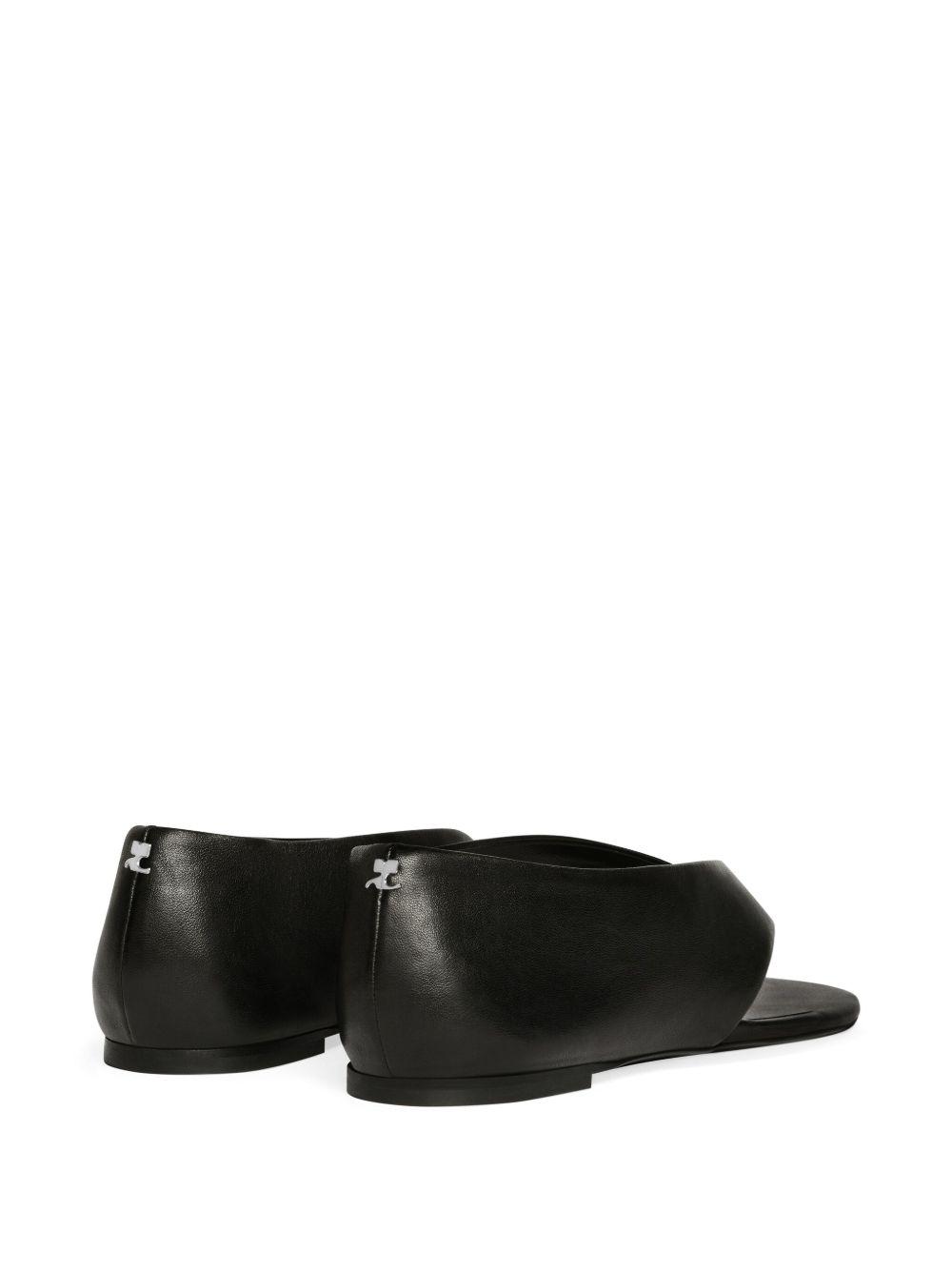 leather sandals Product Image