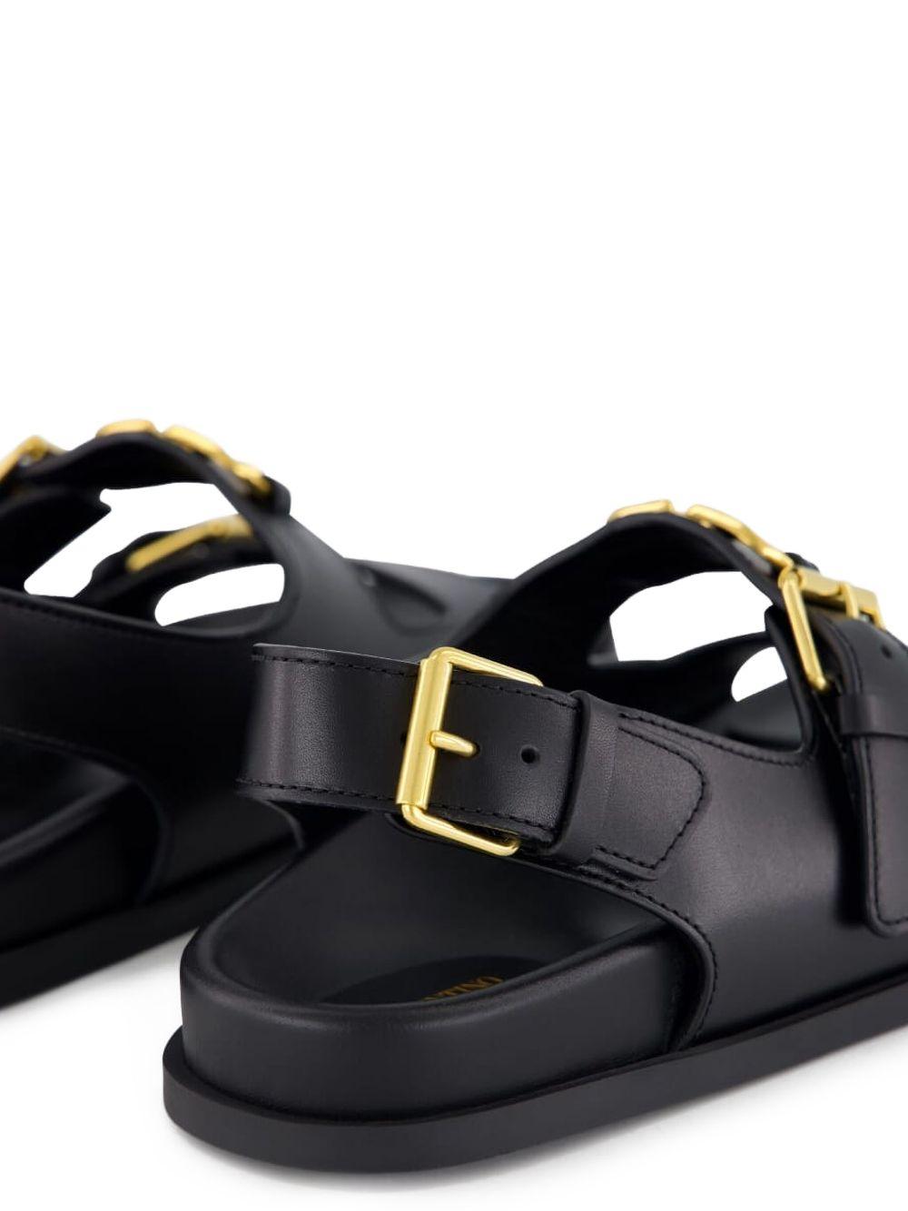 VLogo Signature buckle-detail sandals Product Image