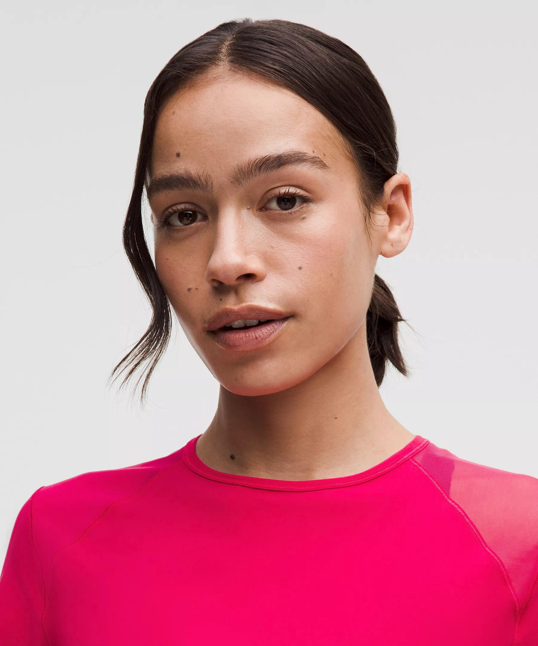 Sculpt Short-Sleeve Shirt Product Image