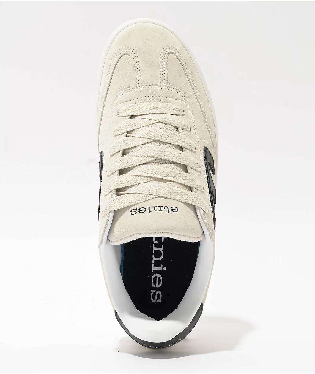 Etnies Locut  White & Black Skate Shoes Product Image