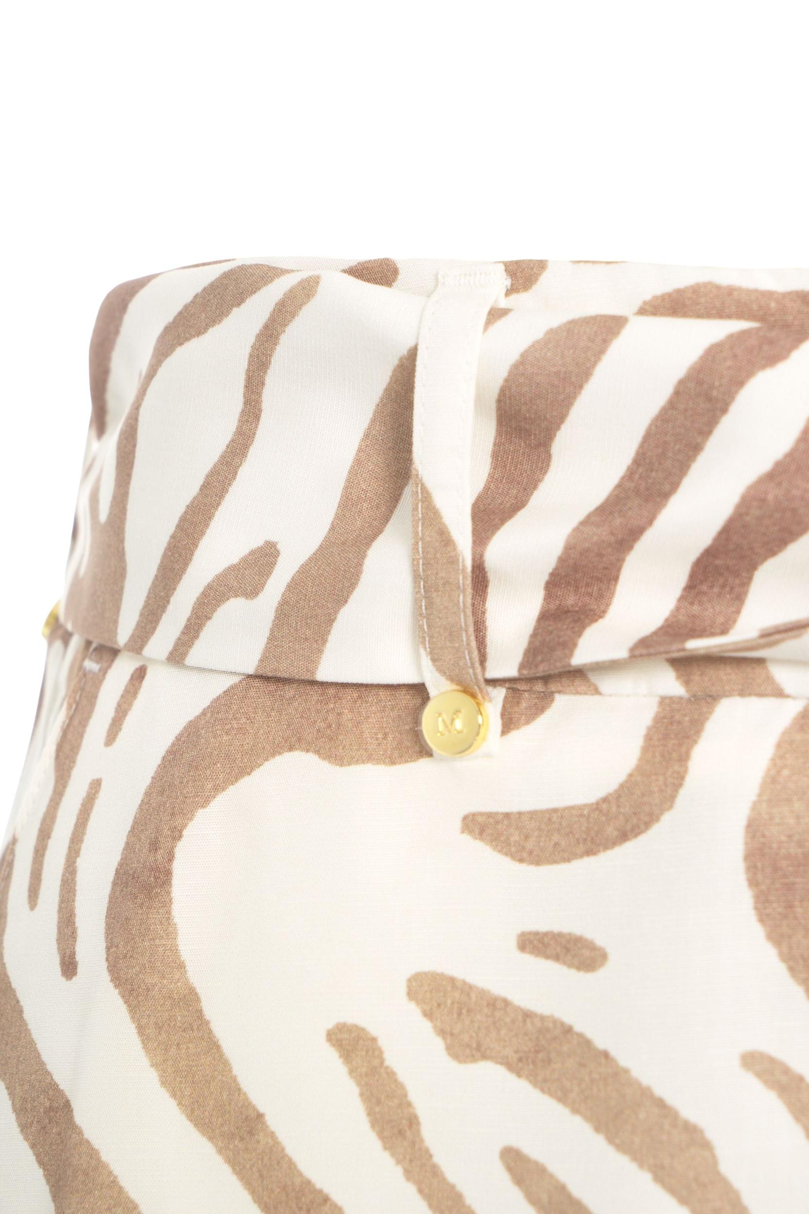 Shorts with animal print Product Image