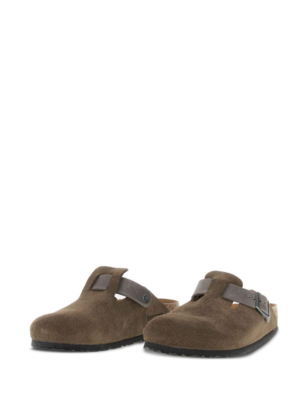 suede sandals Product Image