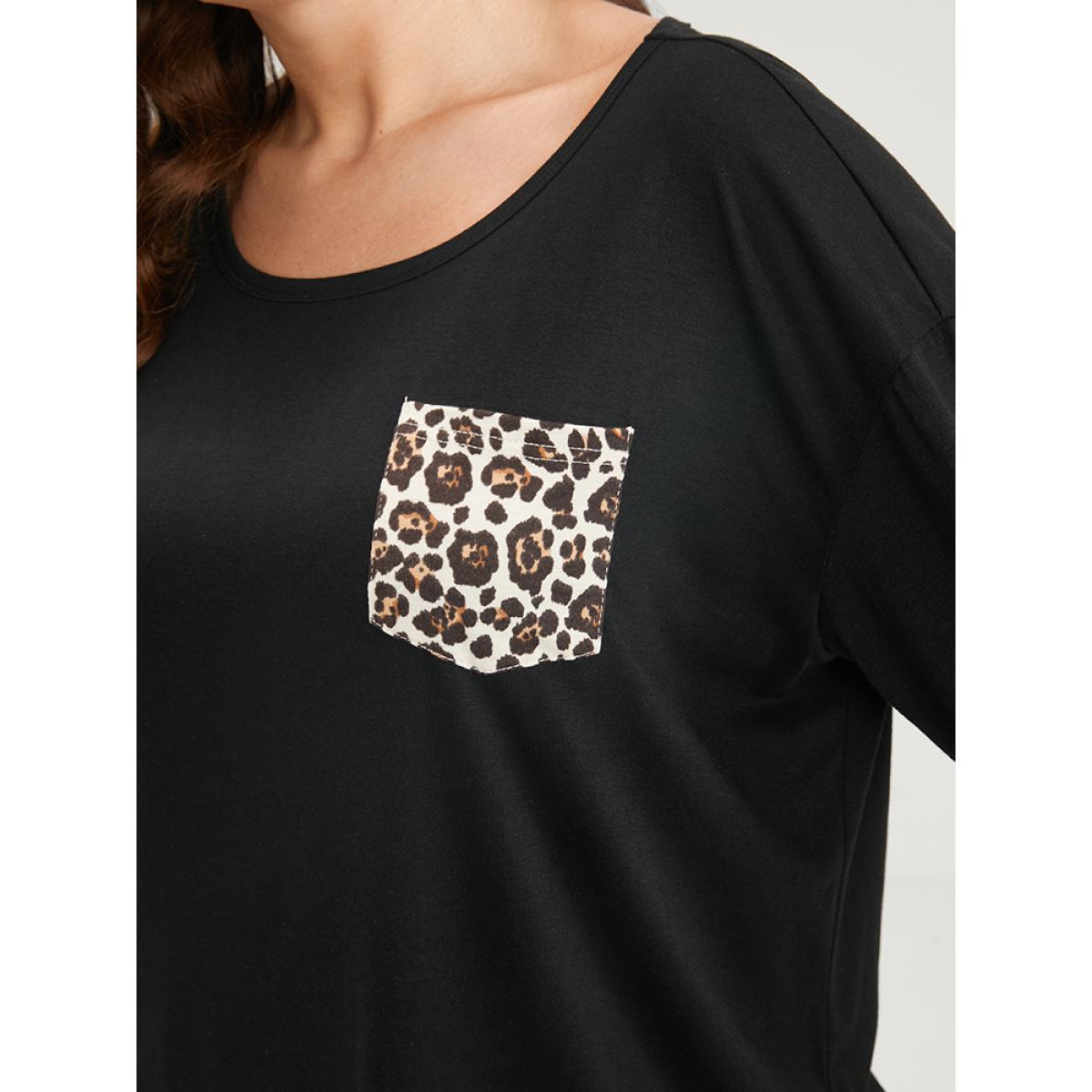 Plus Size Leopard Print Pocket Pajama Set Women Black Casual Leopard Patchwork V-neck Loungewear BloomChic 22-24/3X Product Image