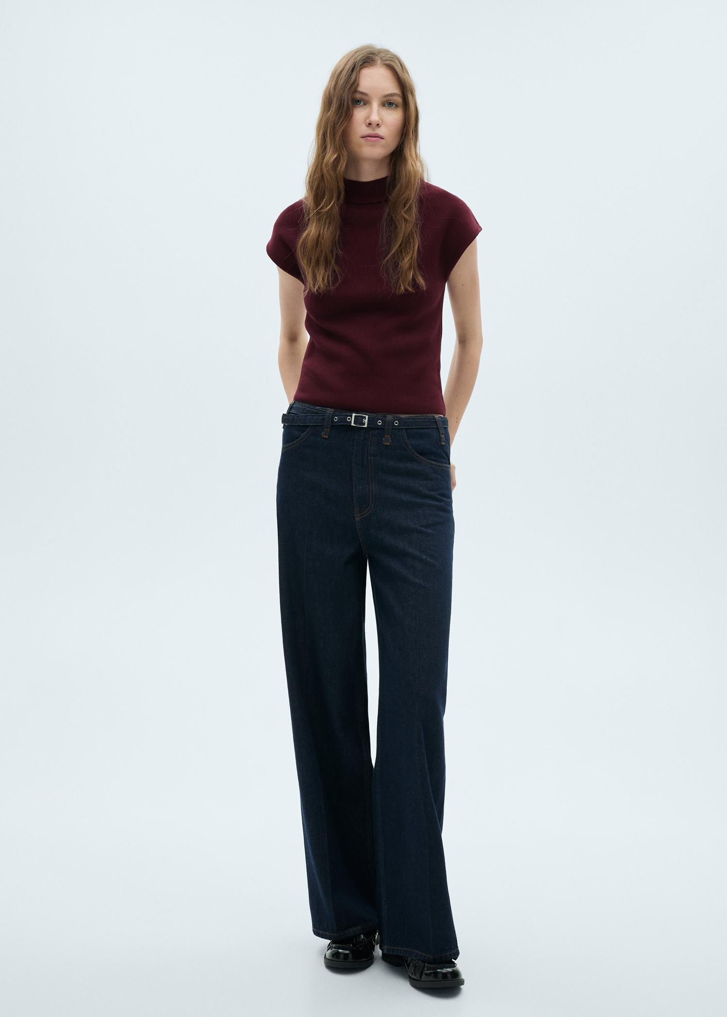 Short-sleeved fine-knit sweater - Women | MANGO USA Product Image