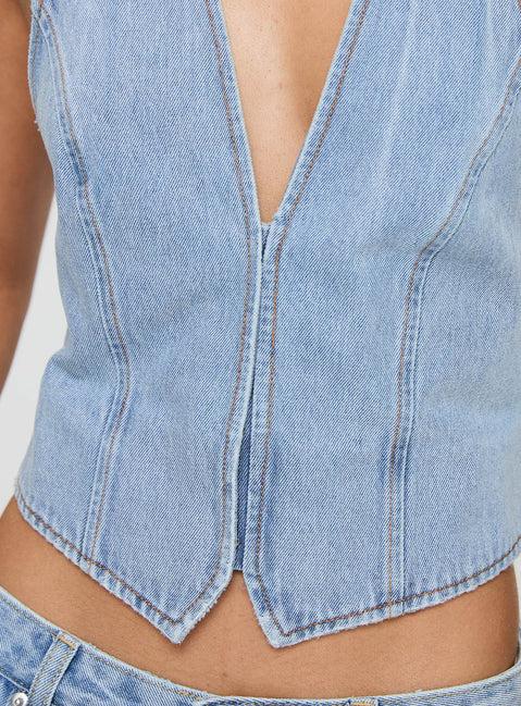 Je Suis Halter Top Light Wash Product Image