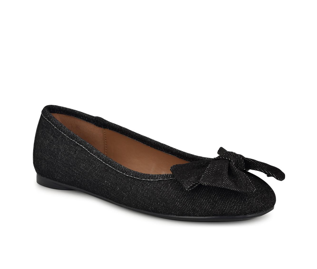 Women's Nine West Veronika Flats Product Image