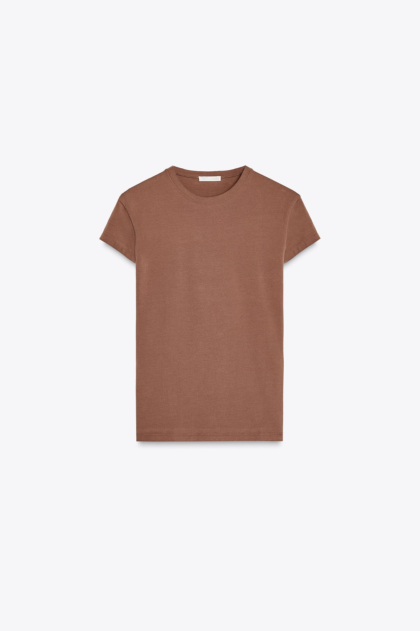 SLIM FIT SHORT SLEEVE T-SHIRT Product Image