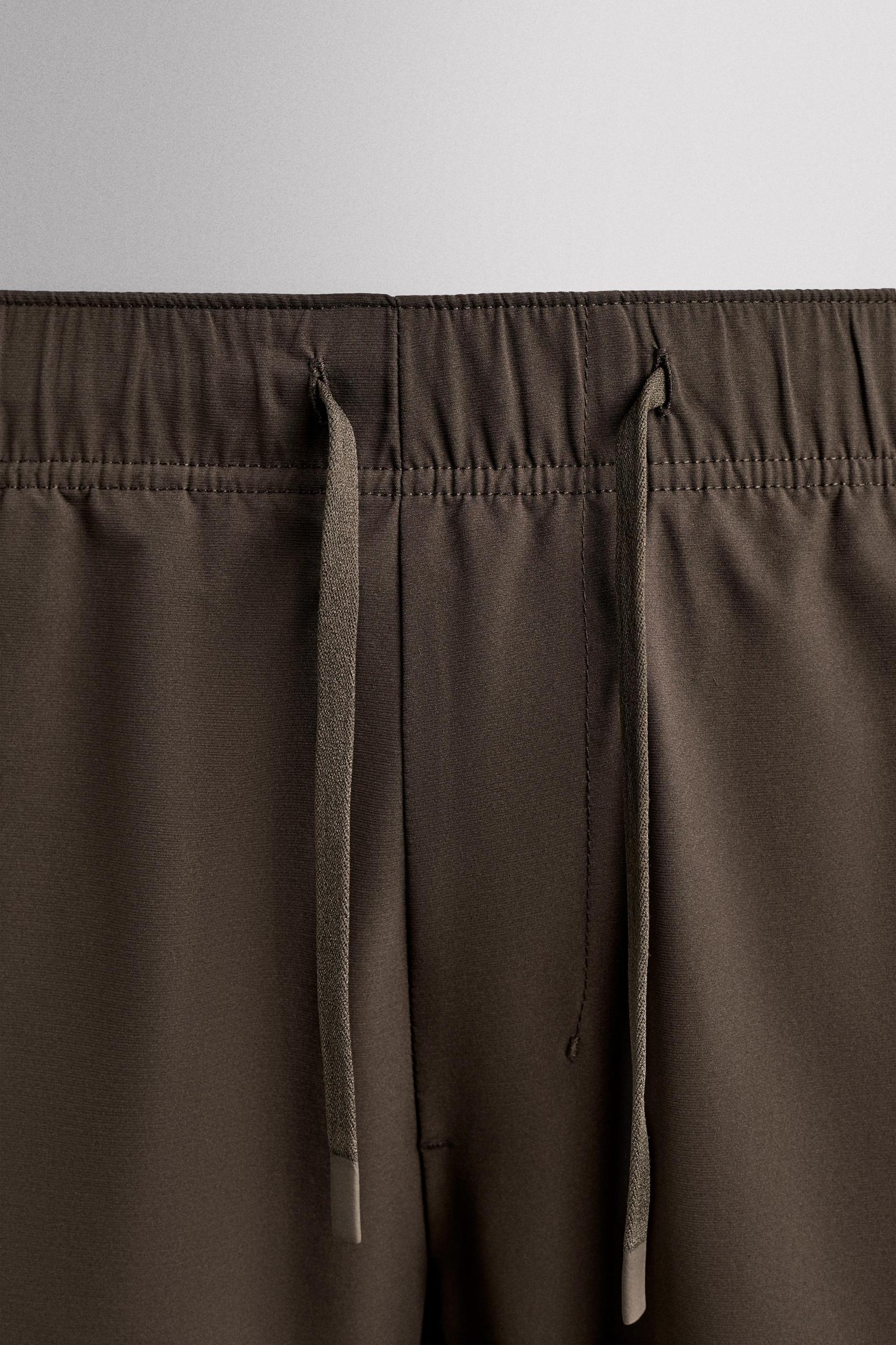 TECHNICAL PANTS Product Image