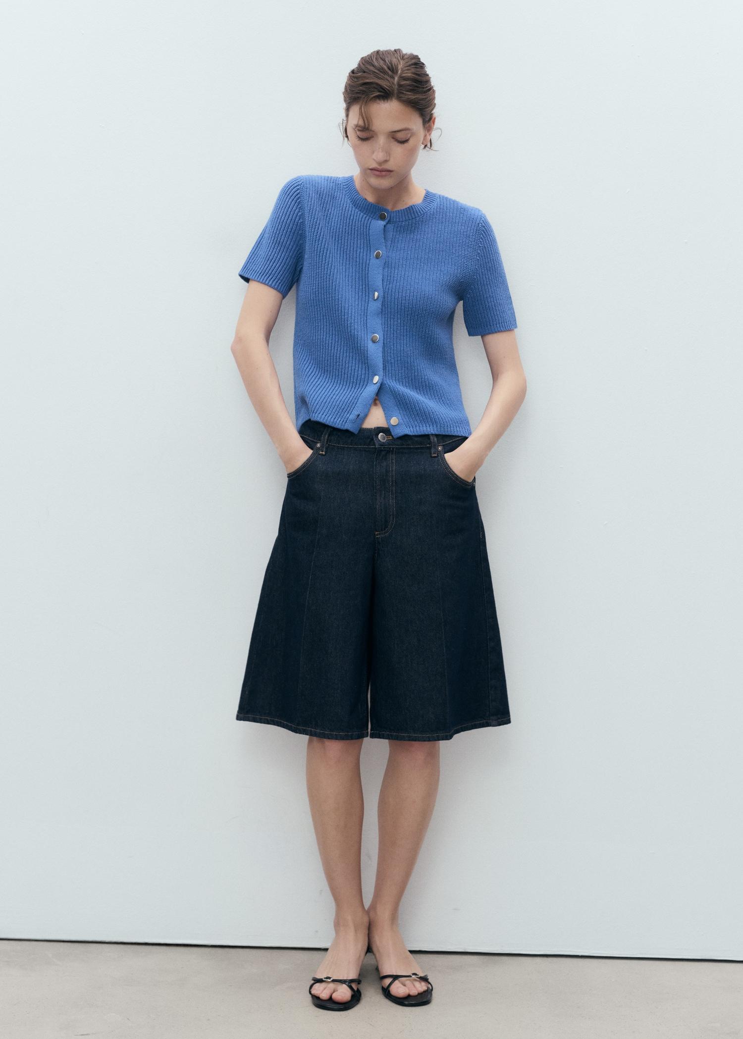 Short-sleeved knitted cardigan - Women | MANGO USA Product Image