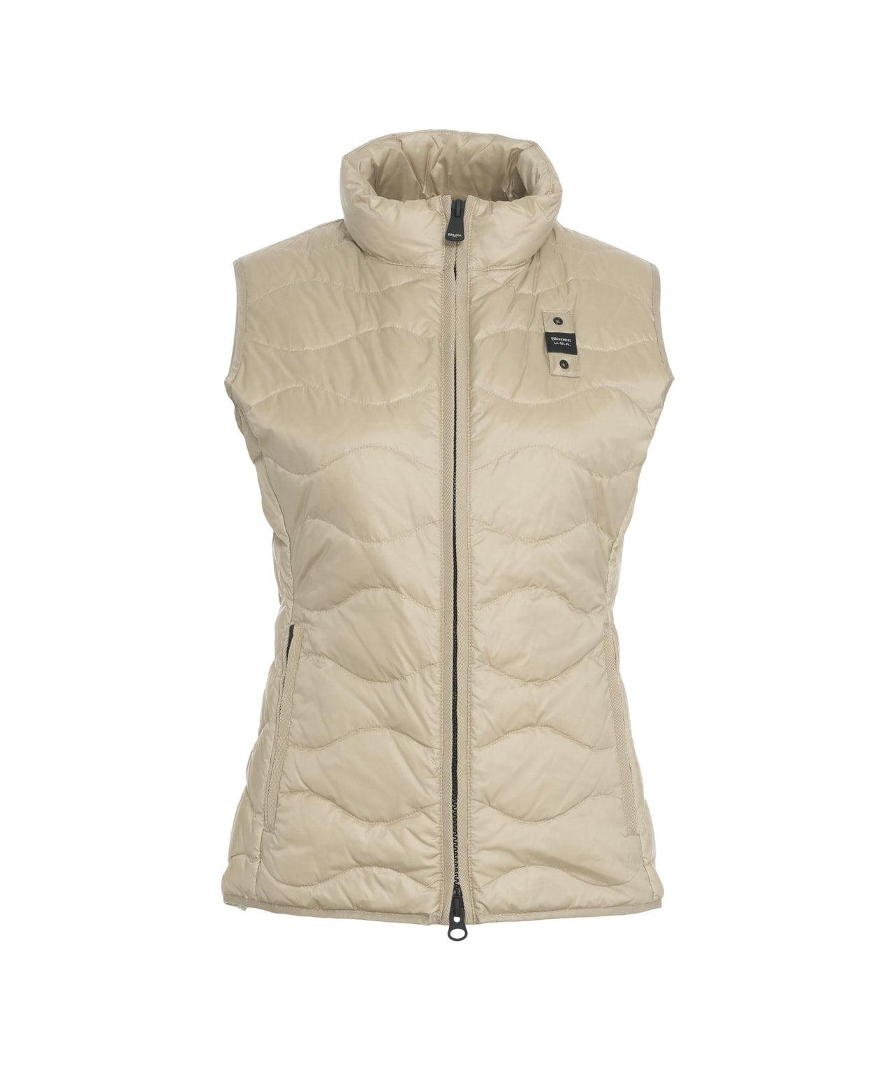 Quilted vest Product Image