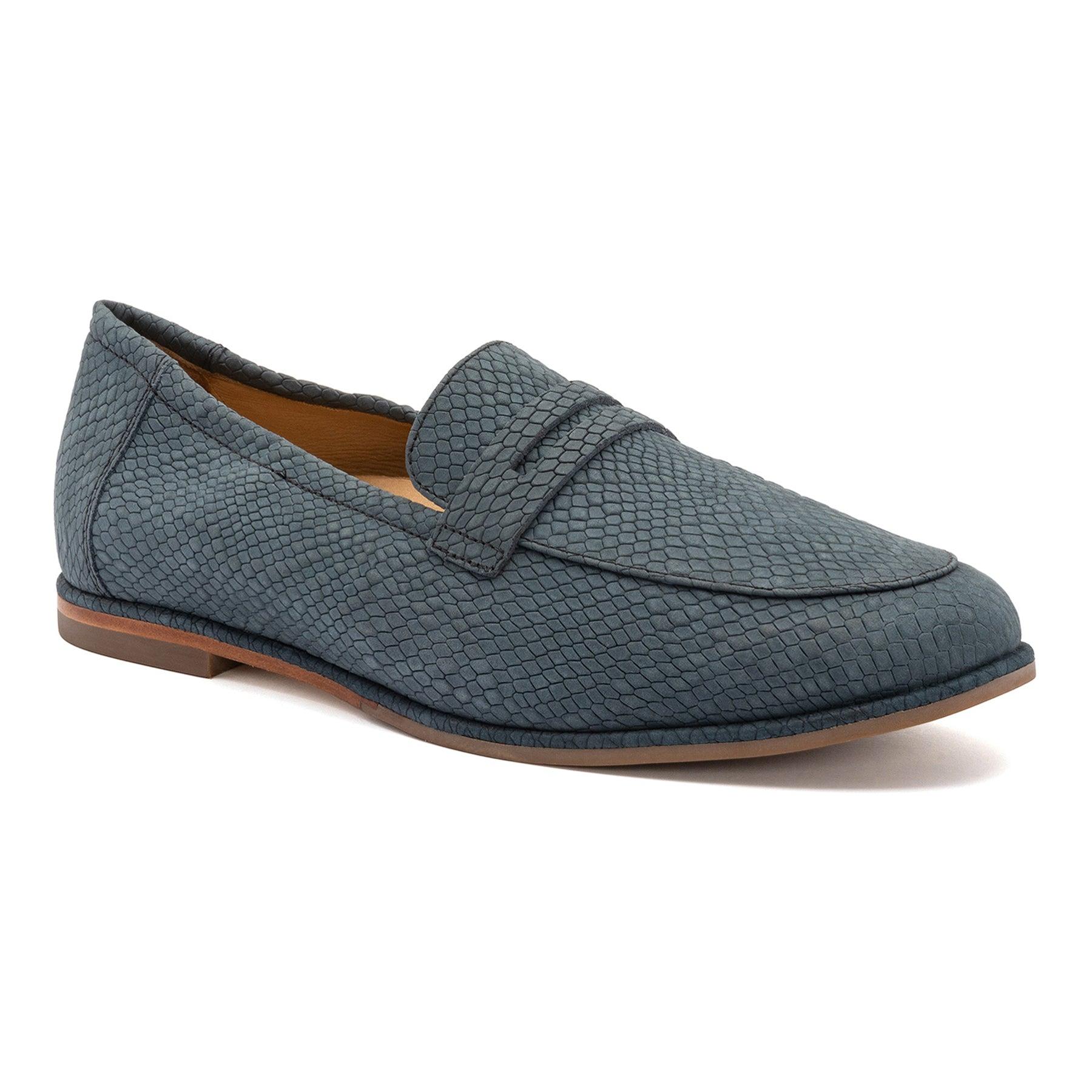 Strada Loafer Female Product Image