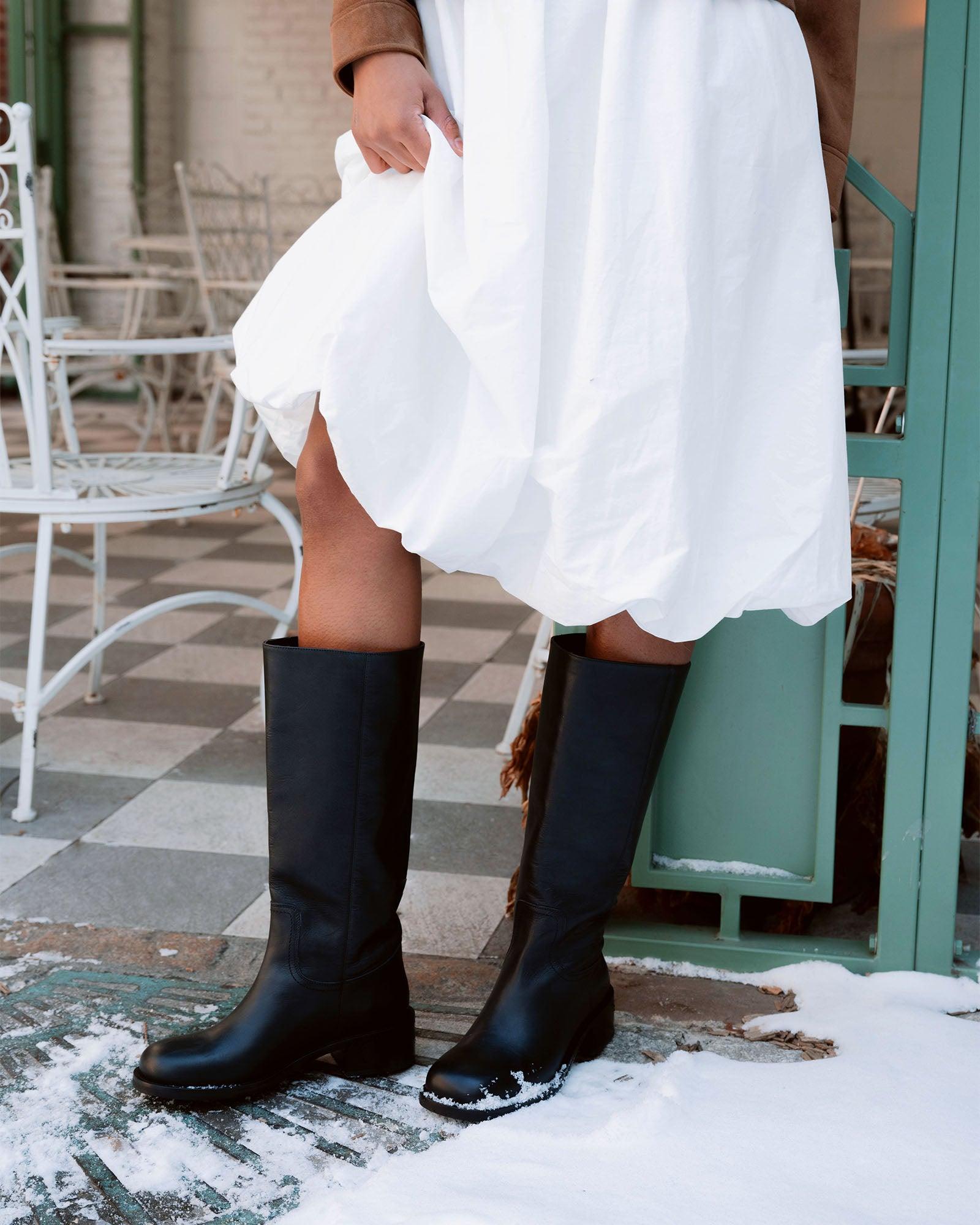 RIGGS BLACK LEATHER Female Product Image