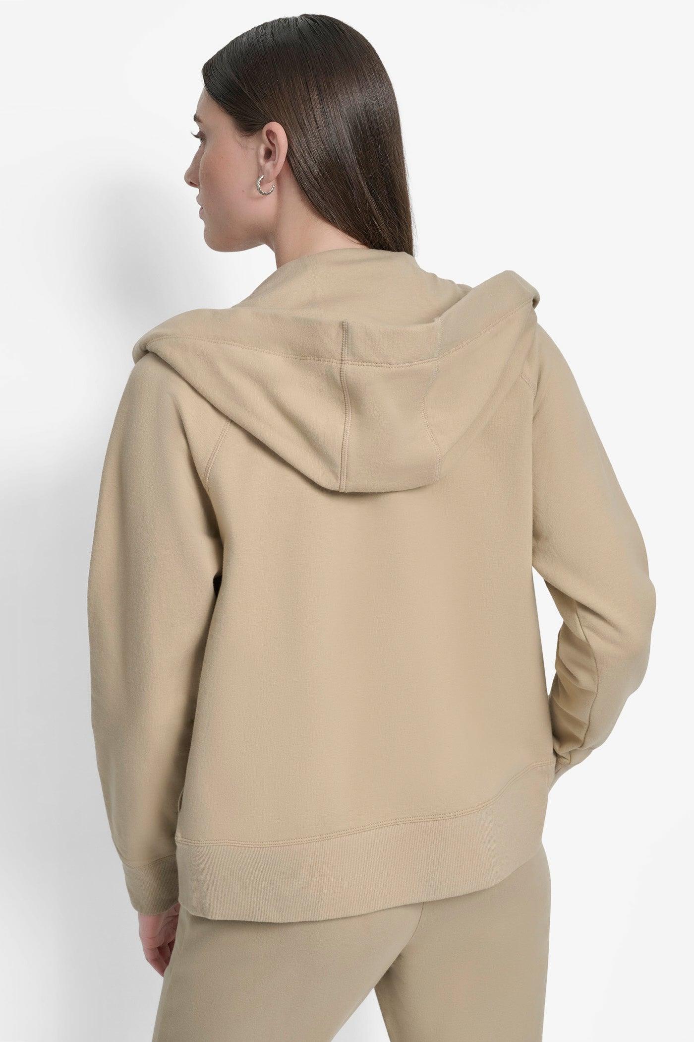 LOGO DRAWSTRING PERFORMANCE HOODIE Product Image