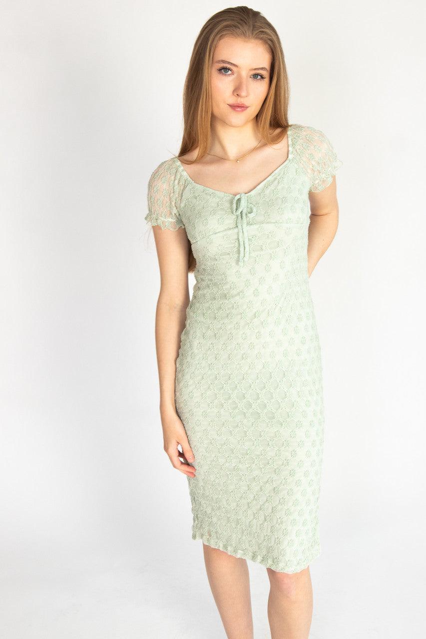 Floral Lace Sweetheart Midi Dress Product Image