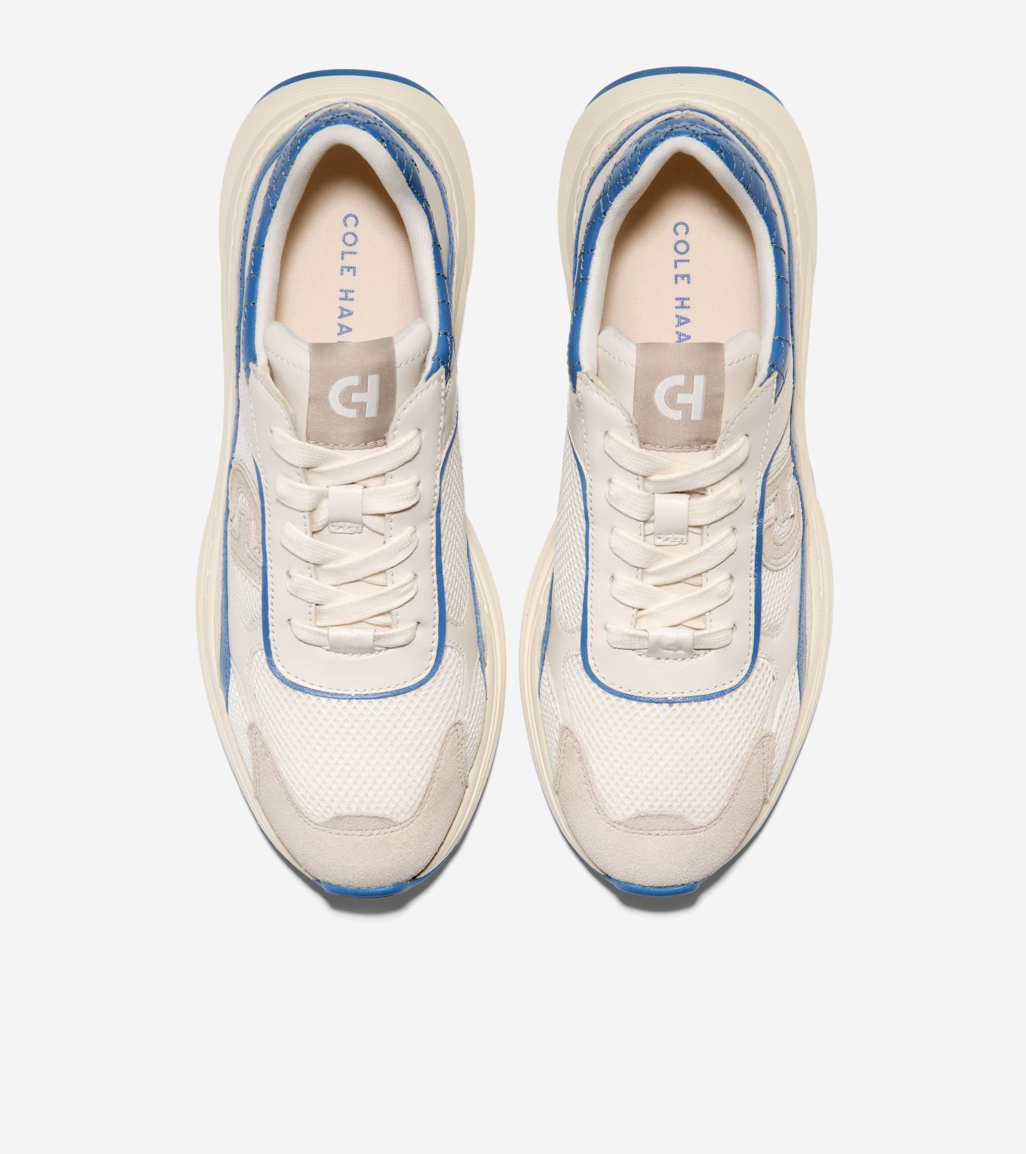 Women's Signature Packable Hooded Rain Jacket Product Image