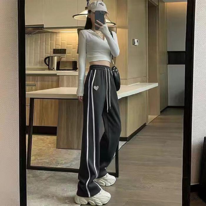 High Waist Heart Embroidered Striped Straight-Fit Wide-Leg Sweatpants Product Image