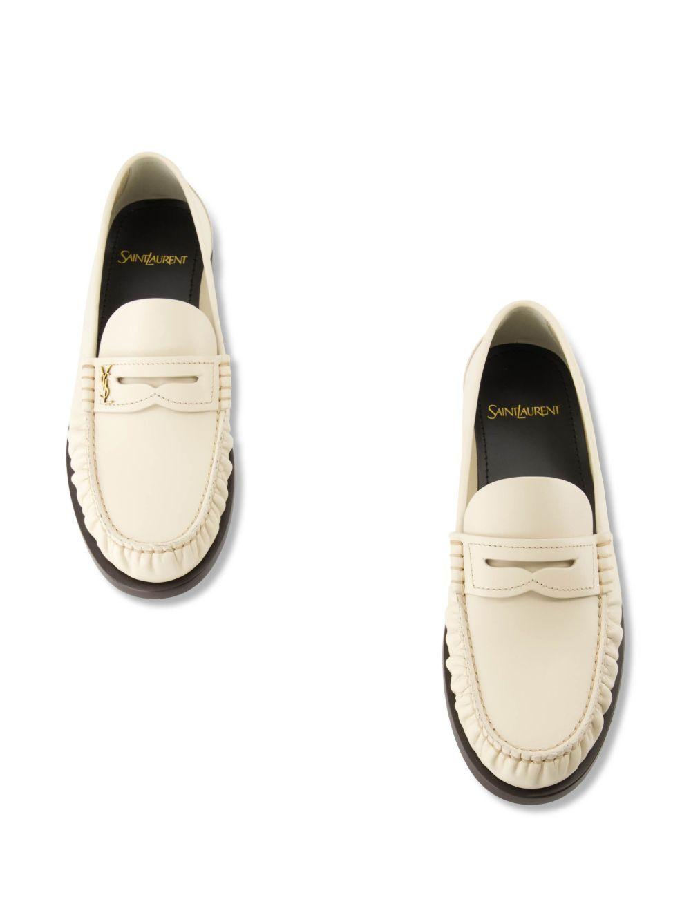 logo-plaque leather loafers Product Image