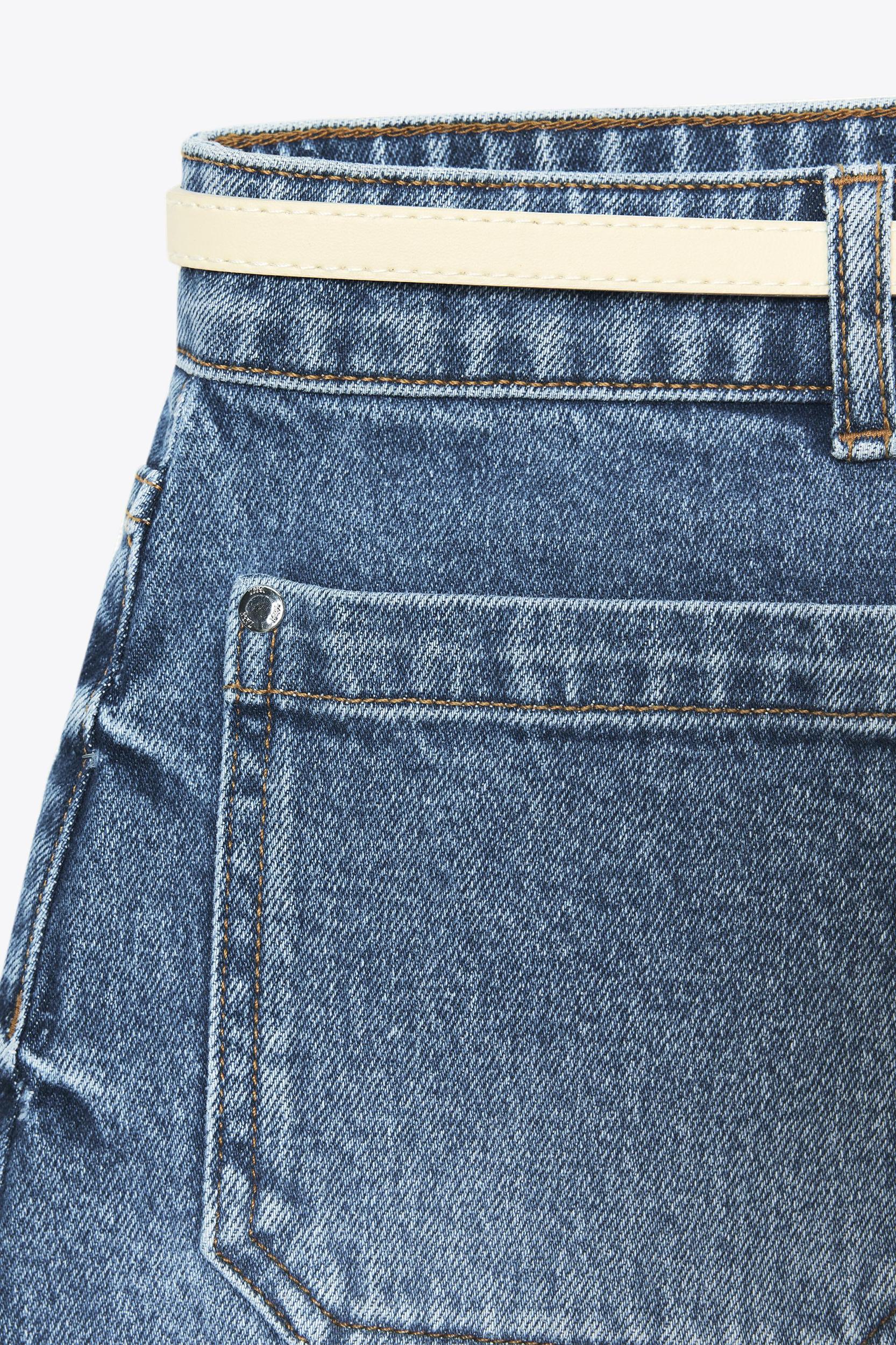 Z1975 BELTED DENIM SHORTS Product Image