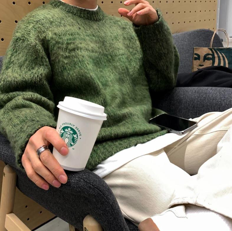 RT No. 5282 MOHAIR WOOLEN KNITTED SWEATER Product Image