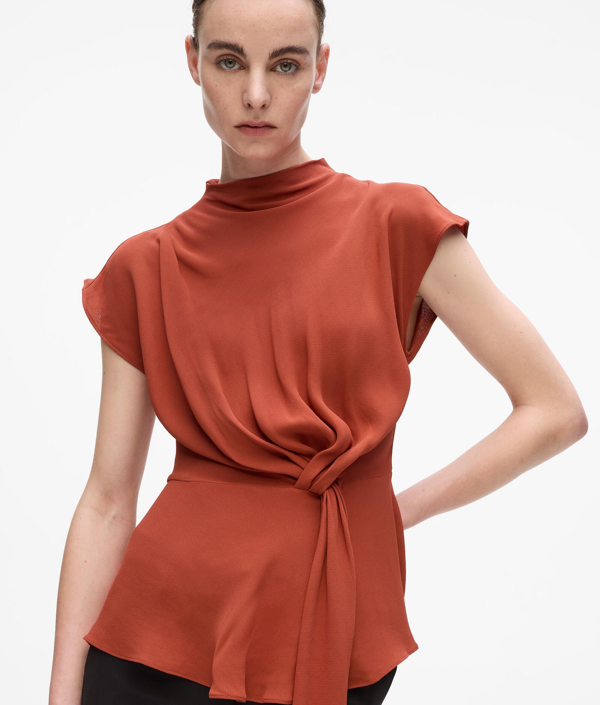SHORT-SLEEVED KNOTTED BLOUSE Product Image