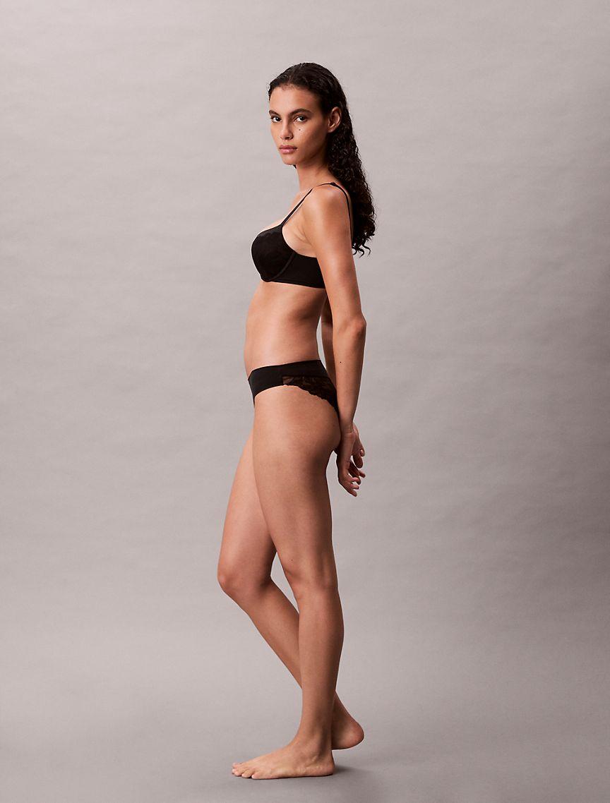 Perfectly Fit Lace Push Up Plunge Bra Product Image