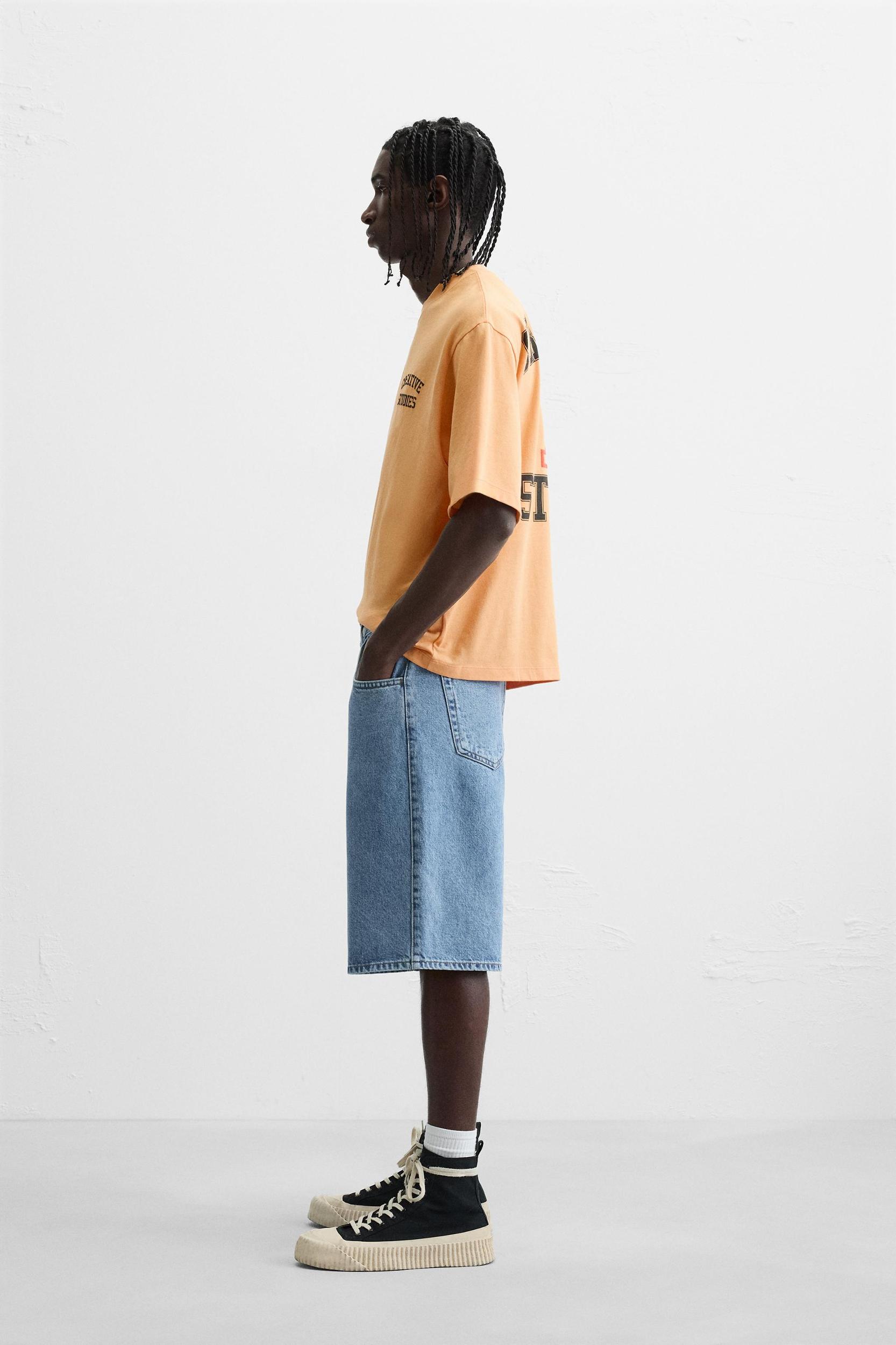 VARSITY PRINT T-SHIRT Product Image