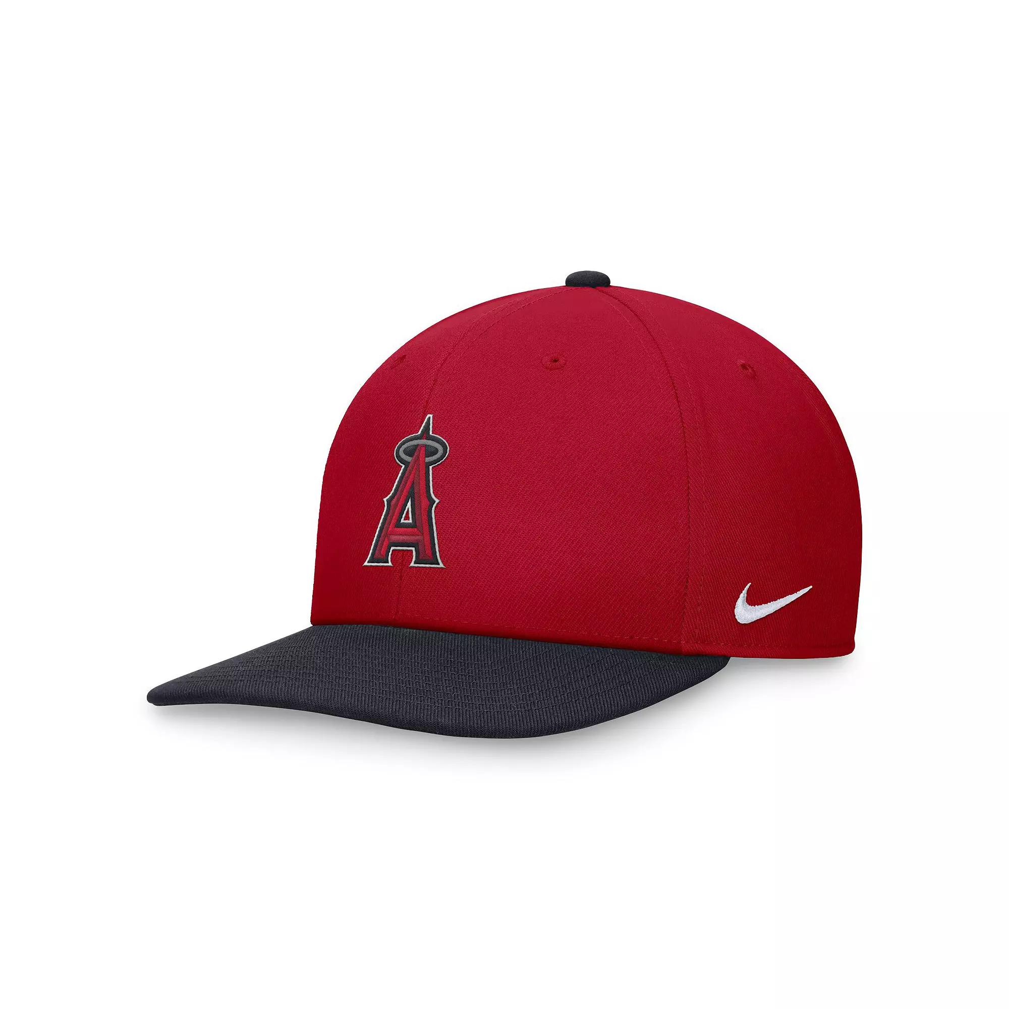 Men's Nike Royal/Red Chicago Cubs Evergreen Two-Tone Snapback Hat,  Product Image