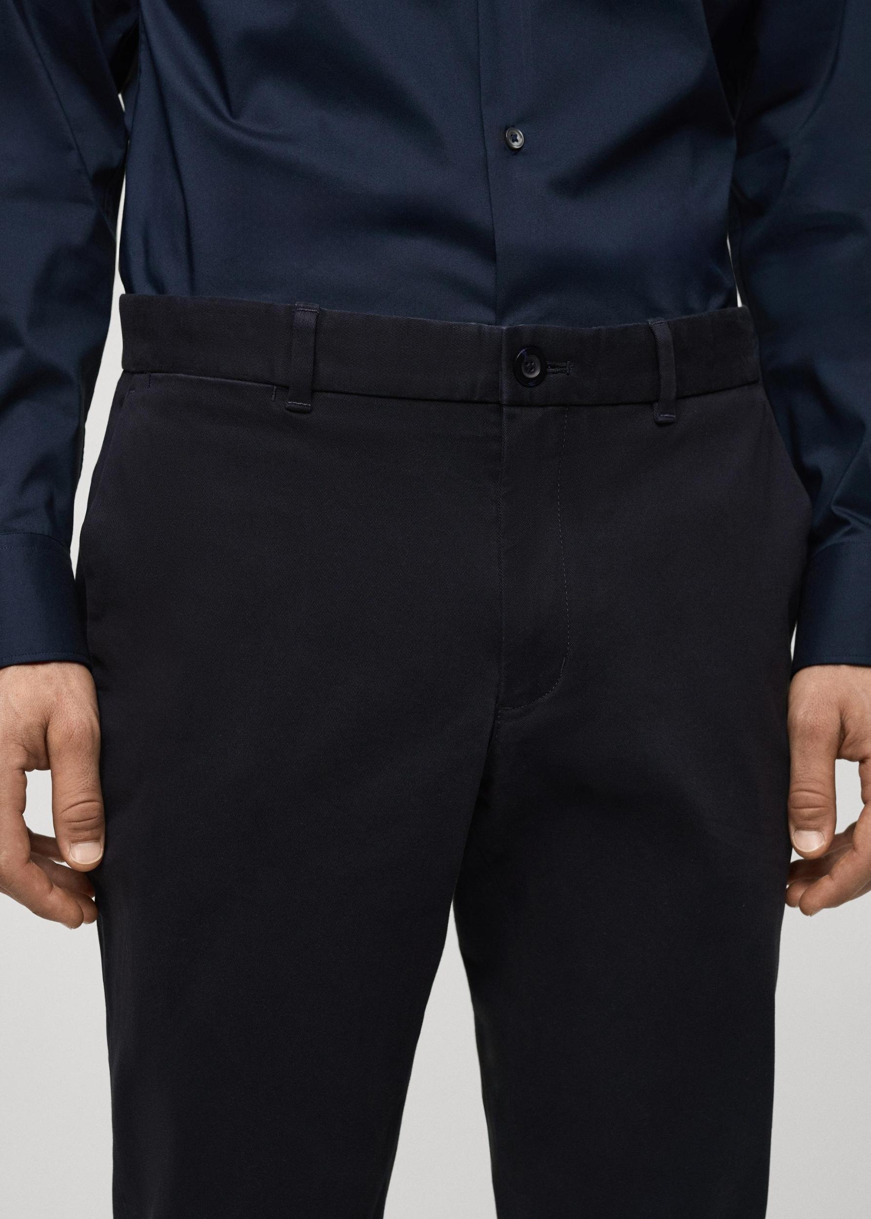 Slim fit serge chino pants - Men | MANGO USA Product Image