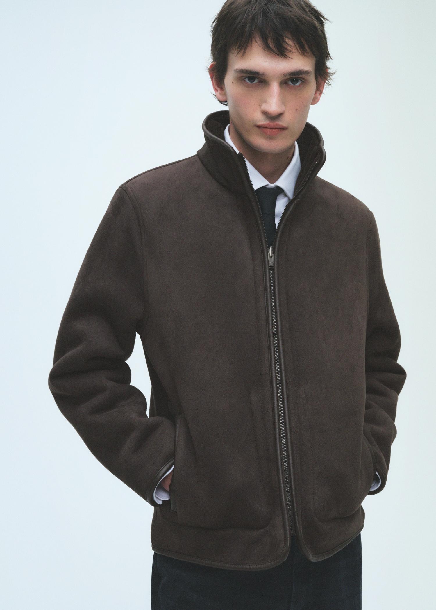Reversible sheepskin jacket - Men | MANGO USA Product Image