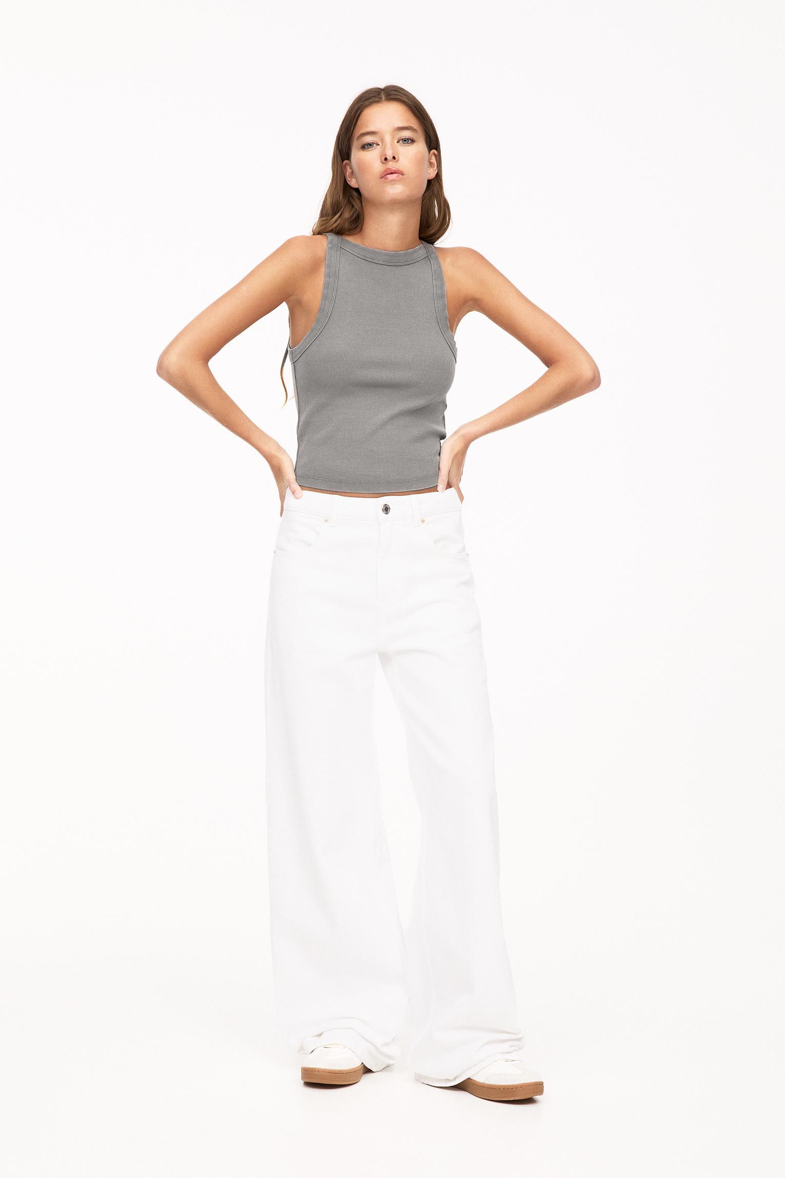 Halter neck tank top with trims Product Image