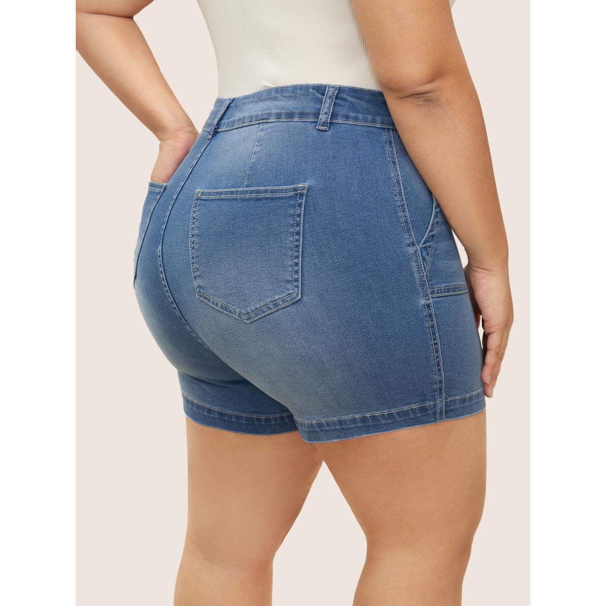 Plus Size Medium Wash High Stretch Denim Skinny Shorts Women Blue Button High stretch Everyday Pocket Casual Denim Shorts BloomChic 24/3X Product Image