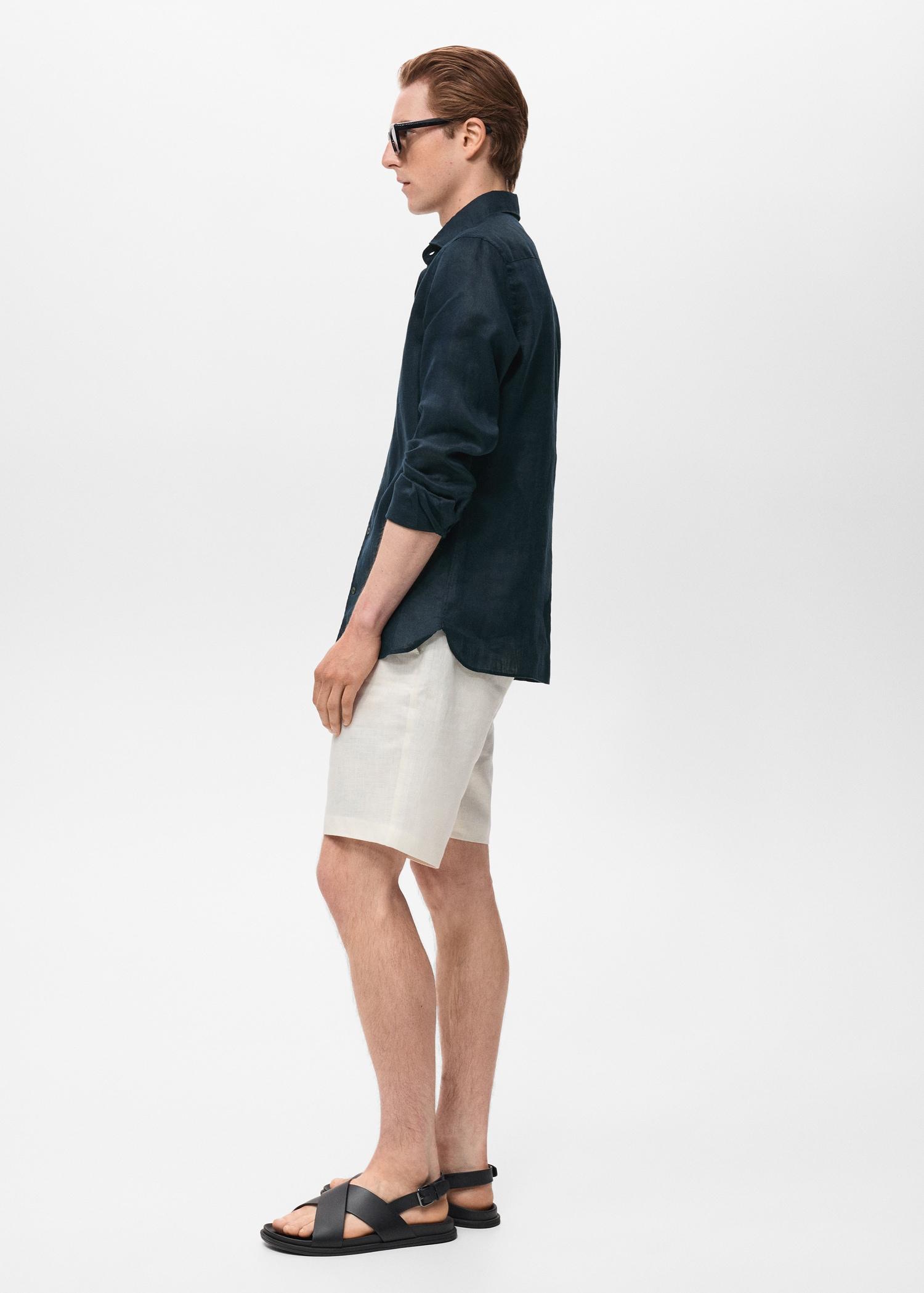 100% linen slim-fit shirt - Men | MANGO USA Product Image