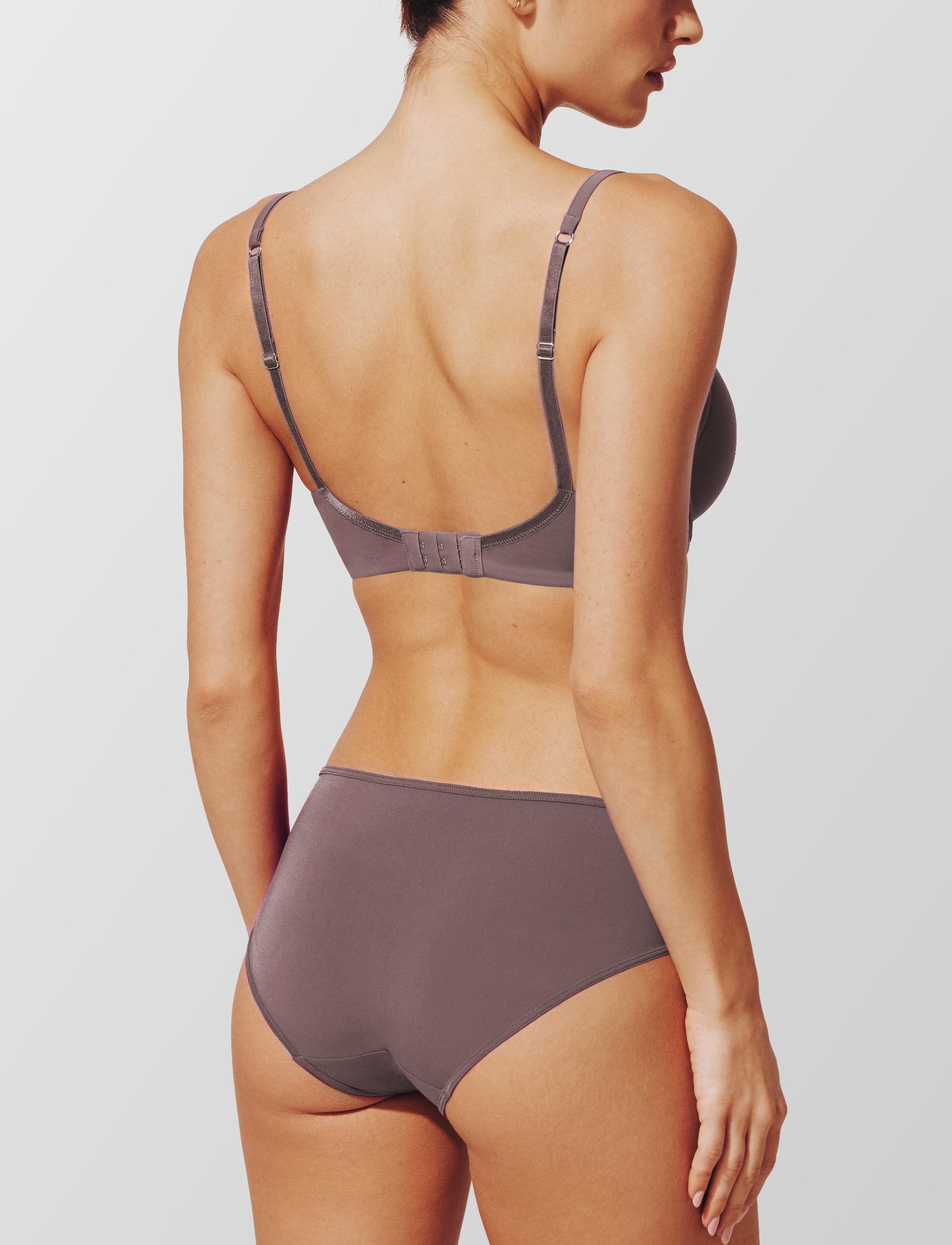 24/7® Classic Uplift Plunge Bra Product Image