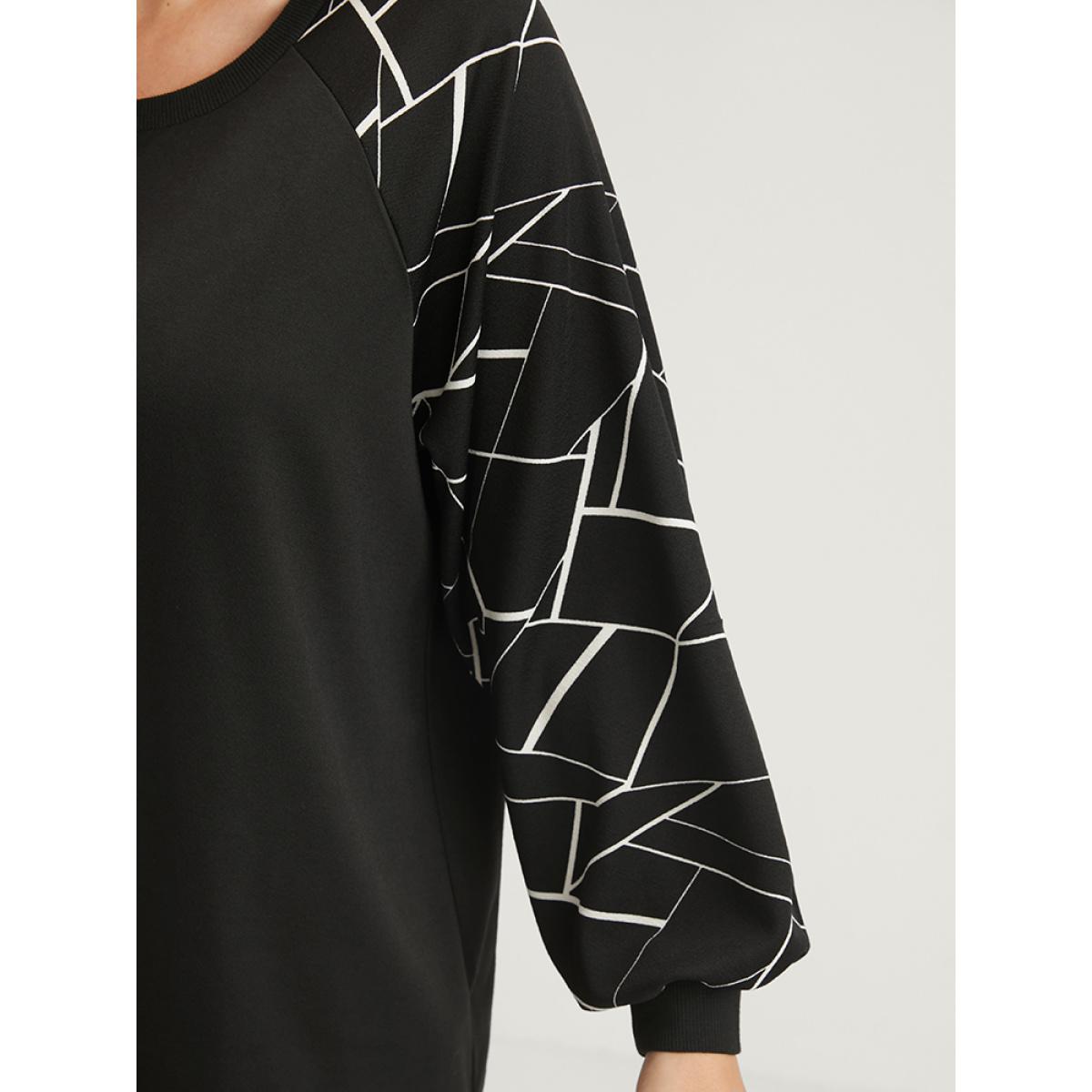 Plus Size Geometric Raglan Sleeve Round Neck Sweatshirt Women Black Elegant Patchwork Round Neck Dailywear Sweatshirts BloomChic 10/M Product Image