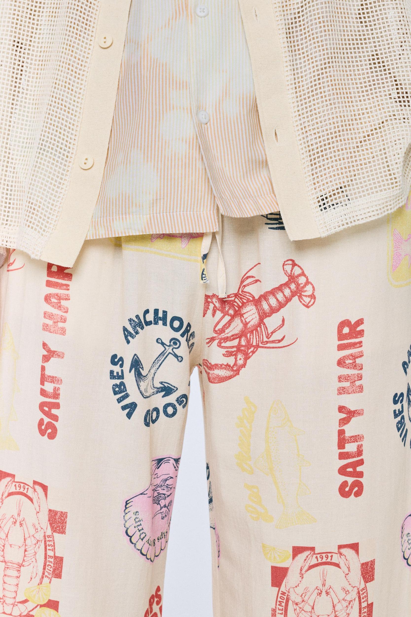 Rustic printed pants Product Image