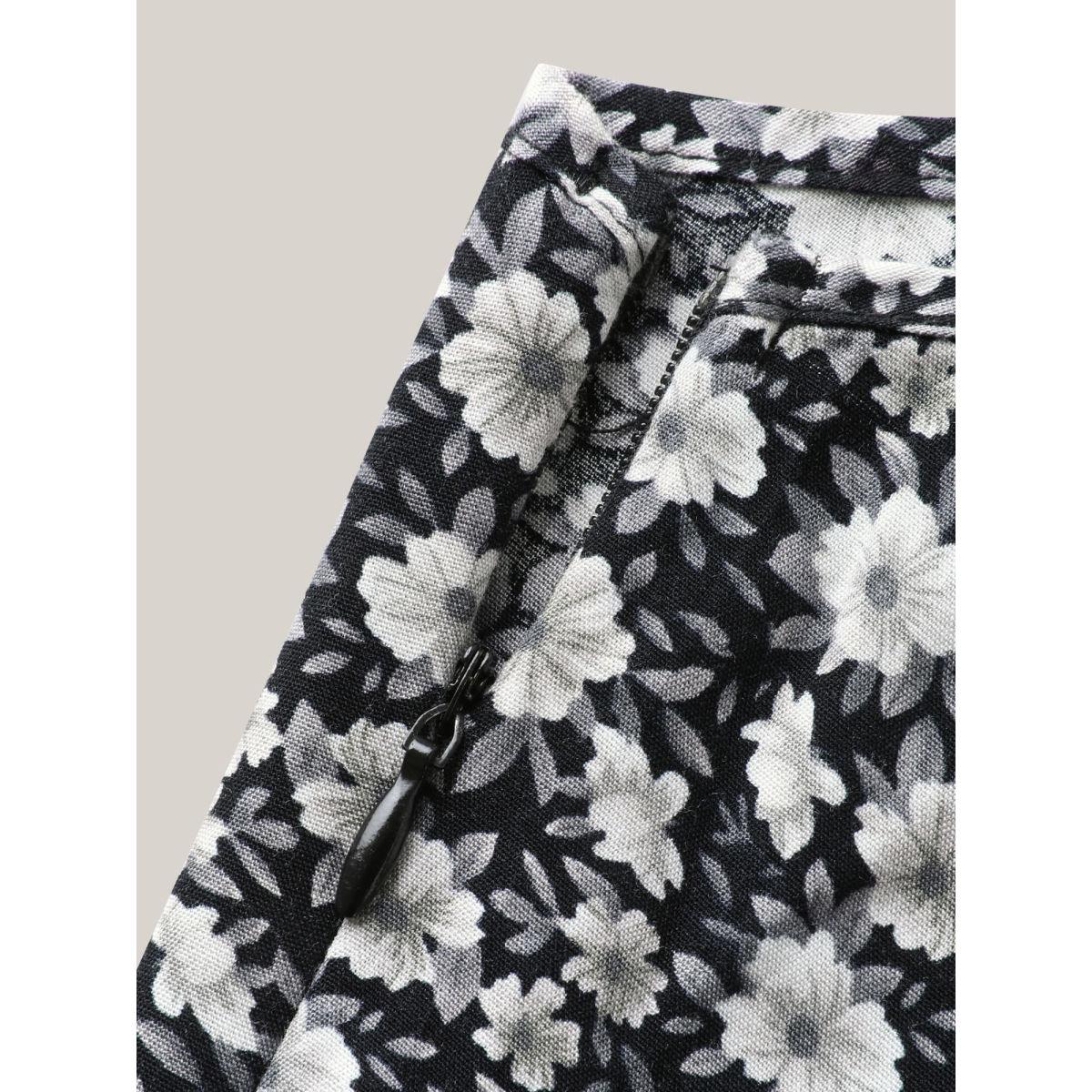 Plus Size BlackFlower Ditsy Floral Print Shirred Tie Jumpsuit Women Sleeveless Non Vacation Loose Jumpsuits BloomChic 12/L Product Image