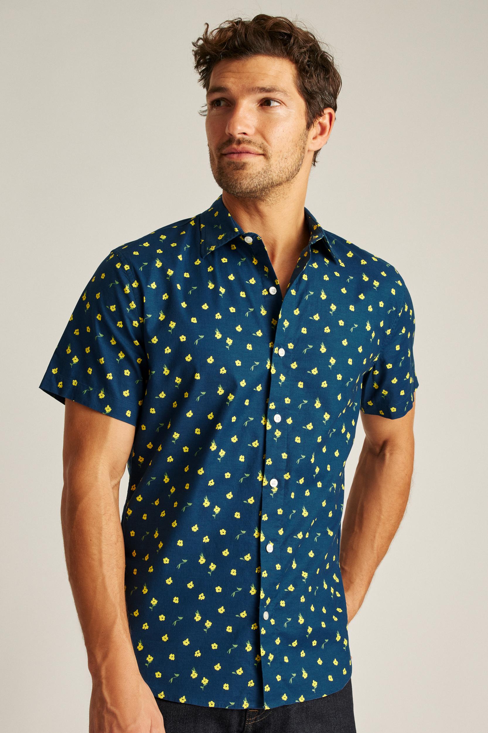 Riviera Short Sleeve Shirt Product Image
