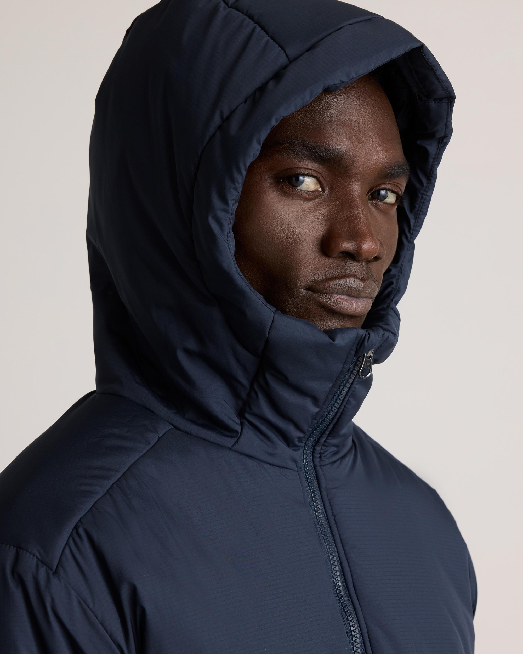 Quince | Men's Hybrid Insulated Heavyweight Hooded Jacket 100% Polyester Product Image