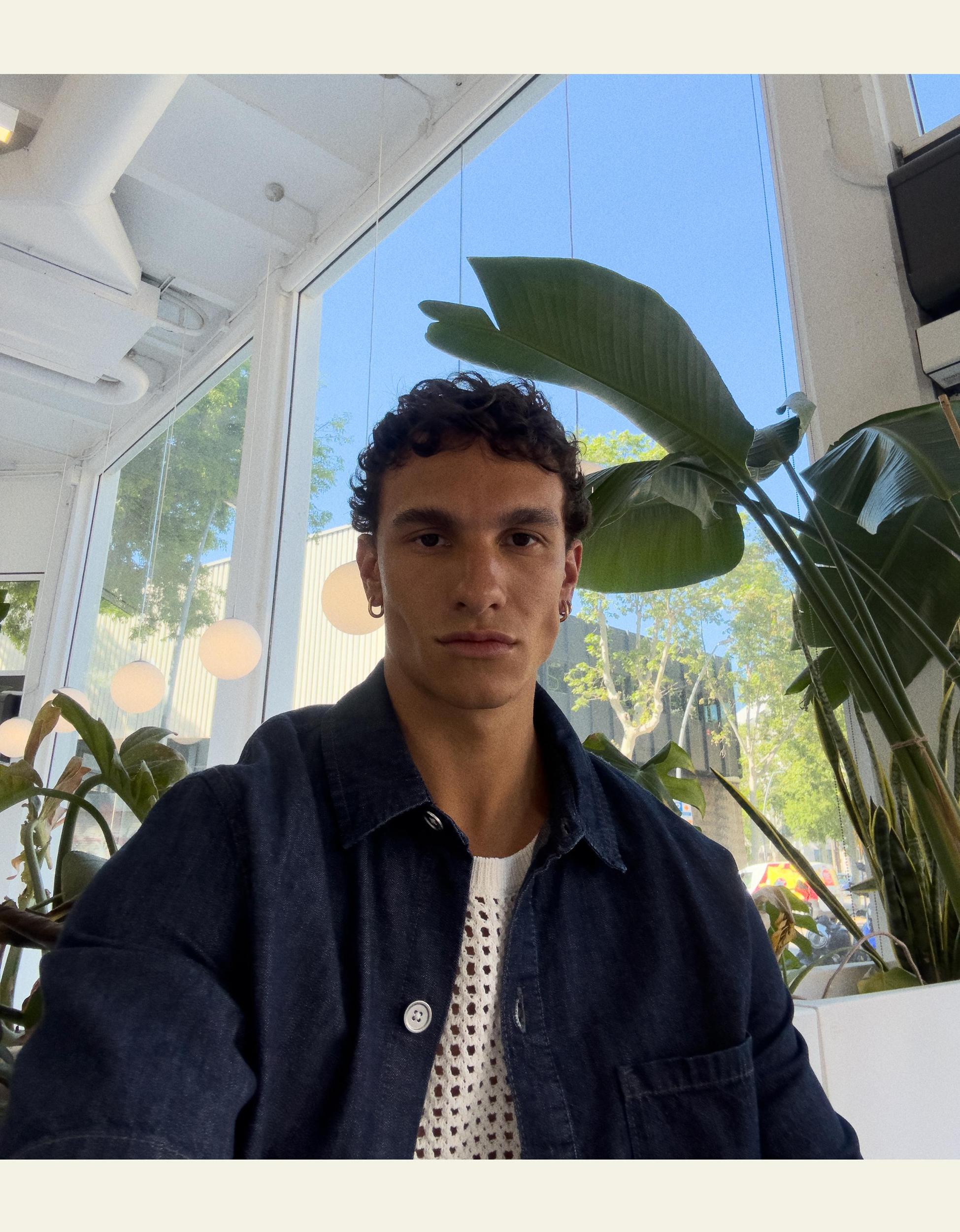 Short sleeve denim shirt Product Image