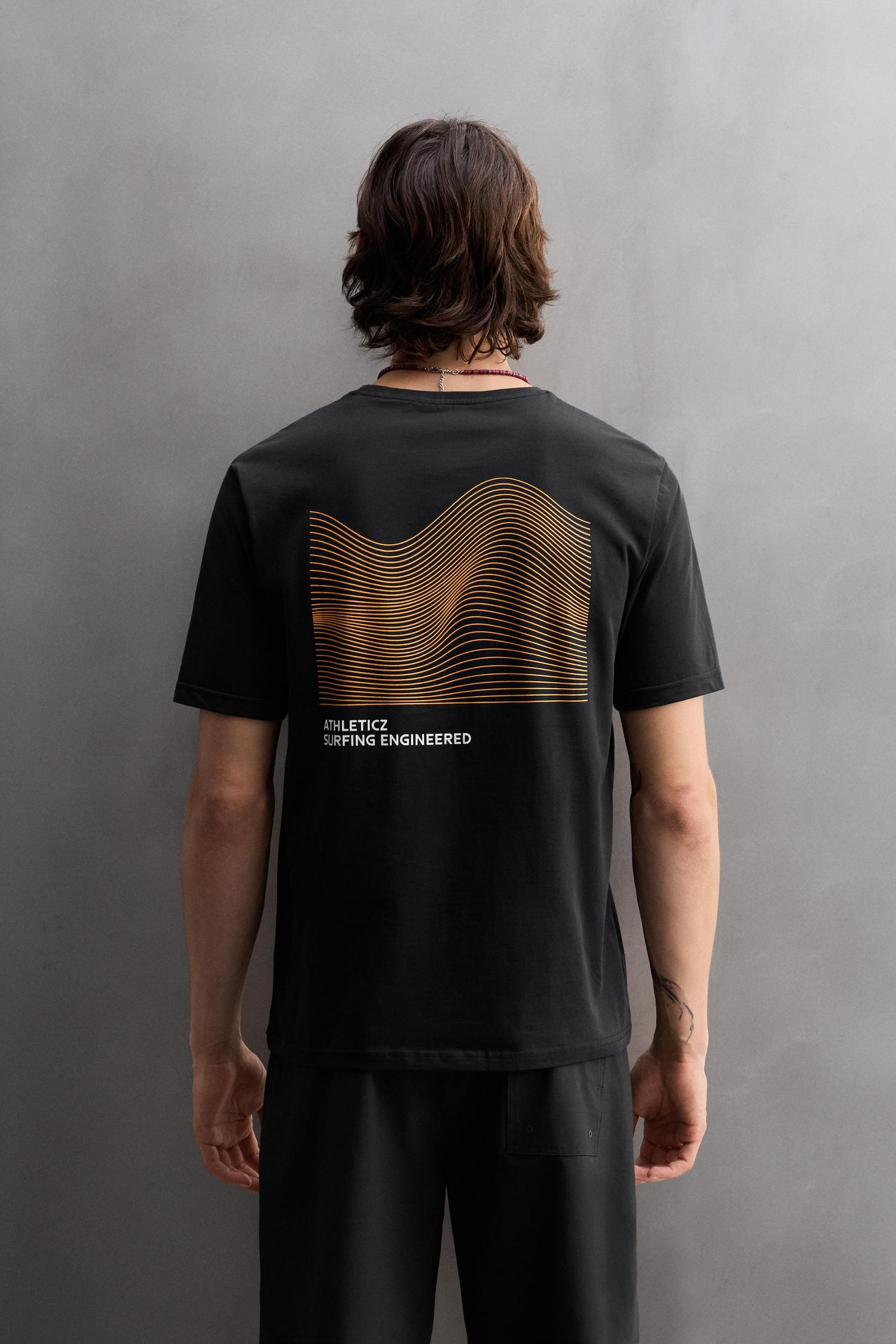 SURF GRAPHIC PRINT T-SHIRT Product Image