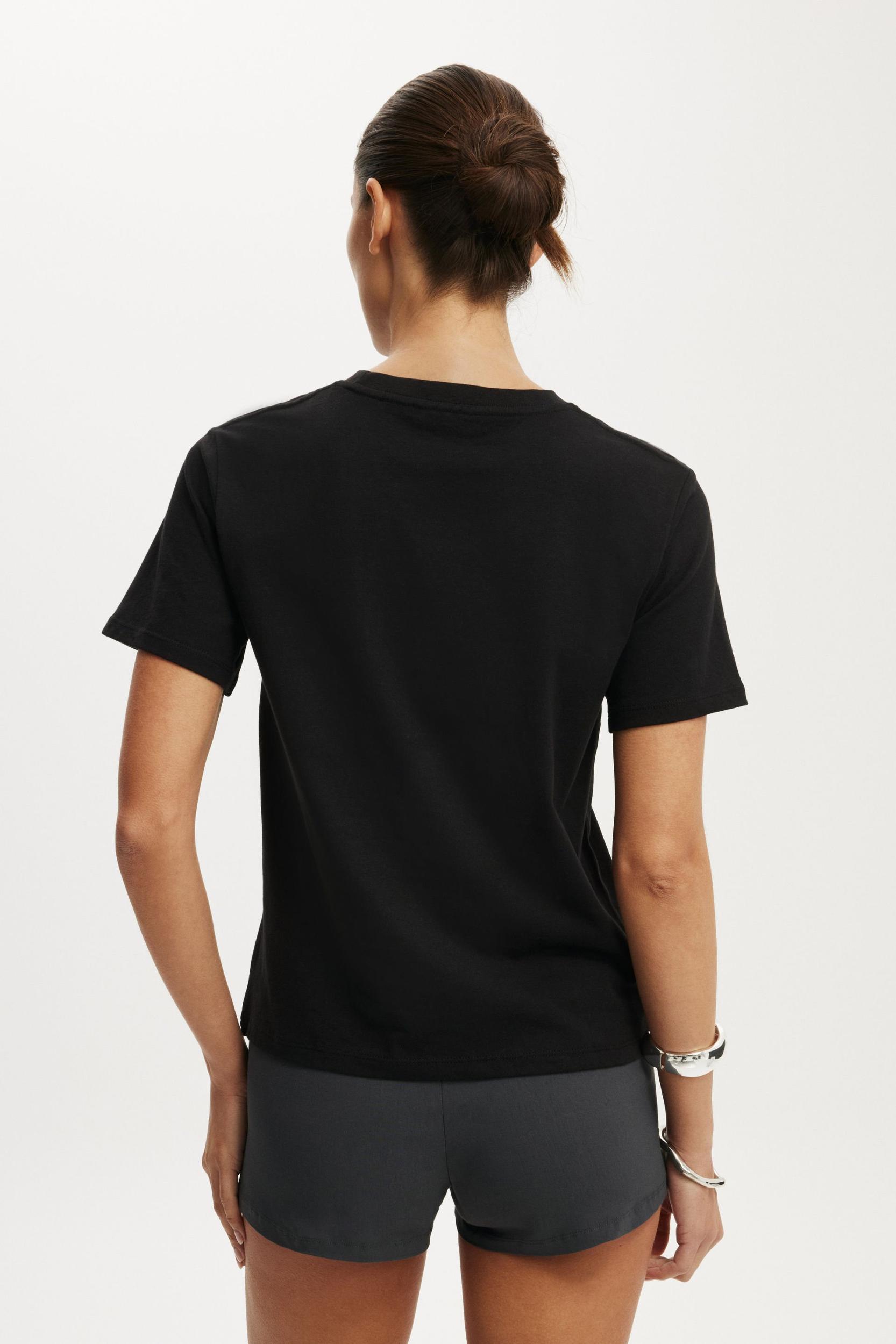 Easy Tee Product Image