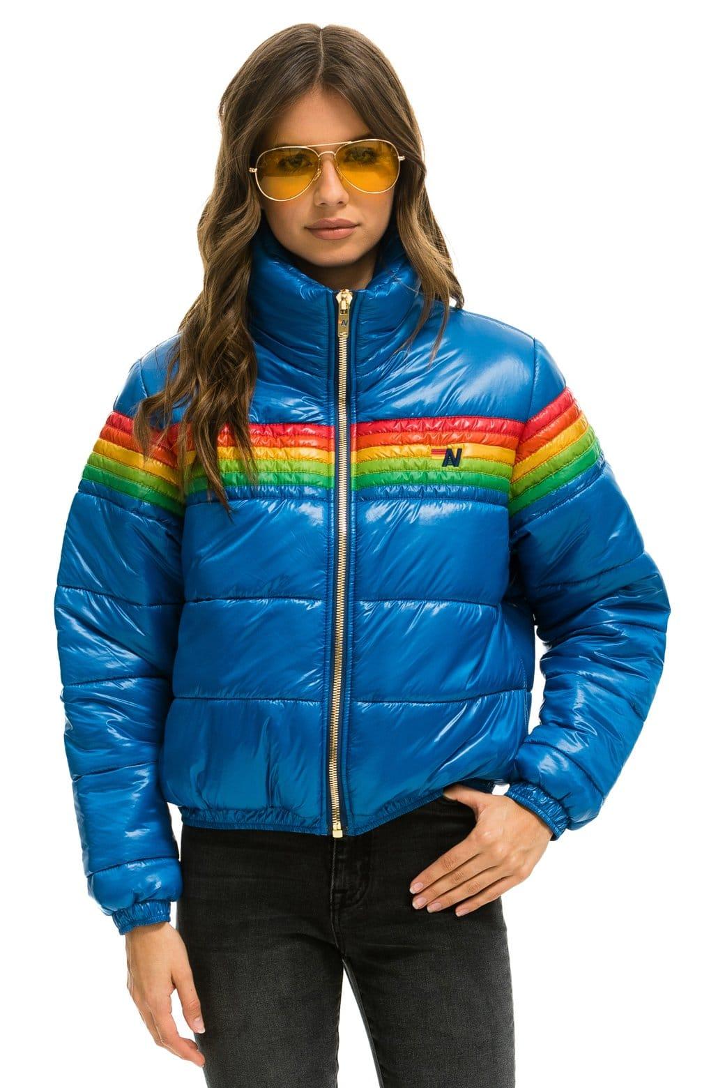 6 STRIPE LUXE APRES PUFFER JACKET - GLOSSY SNORKEL BLUE Female Product Image