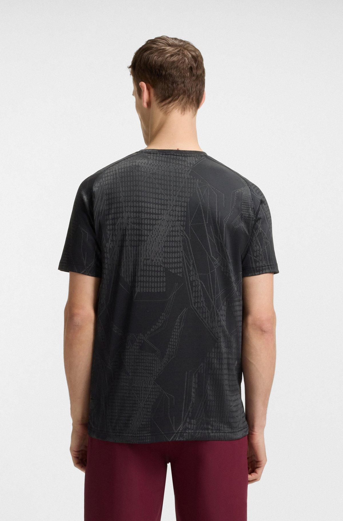 Active jacquard-pattern T-shirt with moisture management Product Image