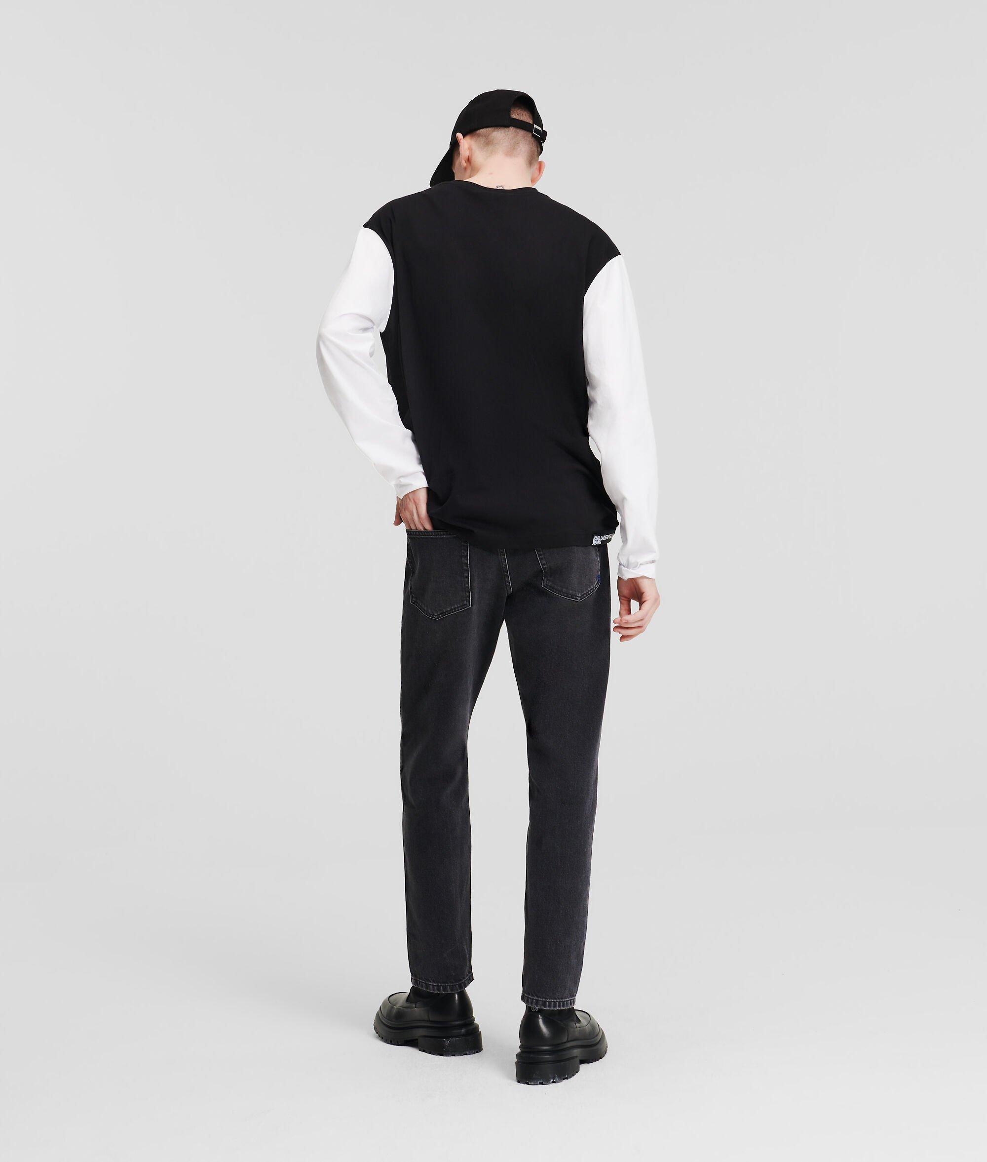 TAPERED JEANS Product Image